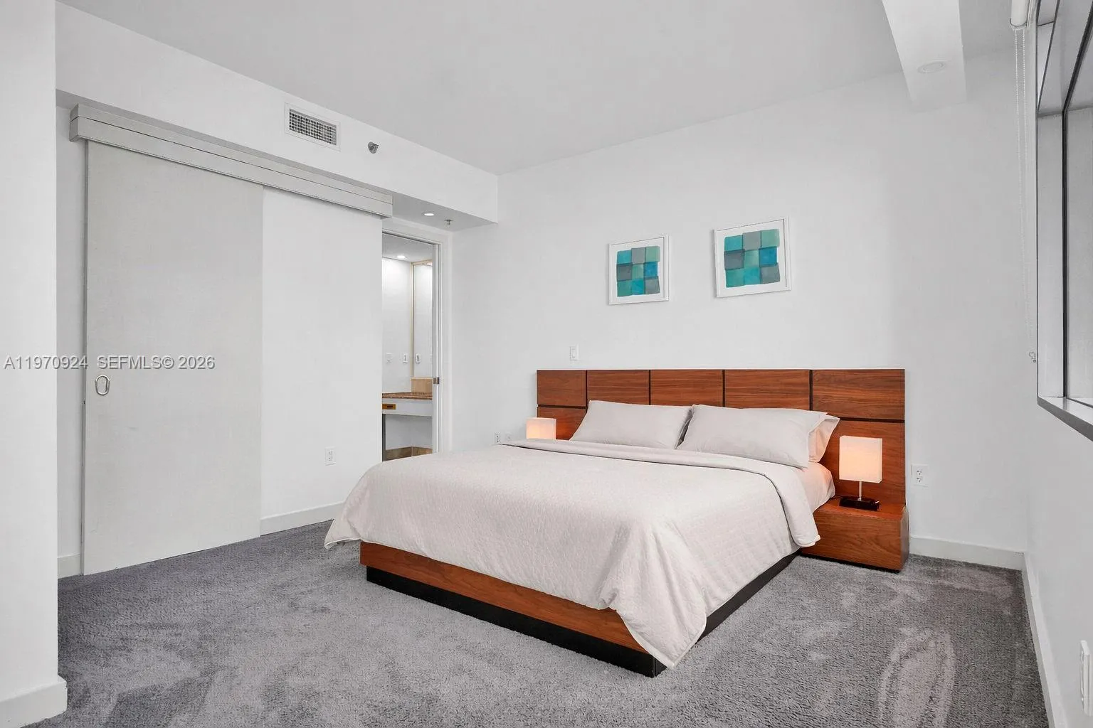1395 Brickell Ave 3311, Miami, Florida 33131, Miami, Florida 33131, 1 Bedroom Bedrooms, ,1 BathroomBathrooms,Residential Lease,For Rent,1395 Brickell Ave 3311, Miami, Florida 33131,A11970924