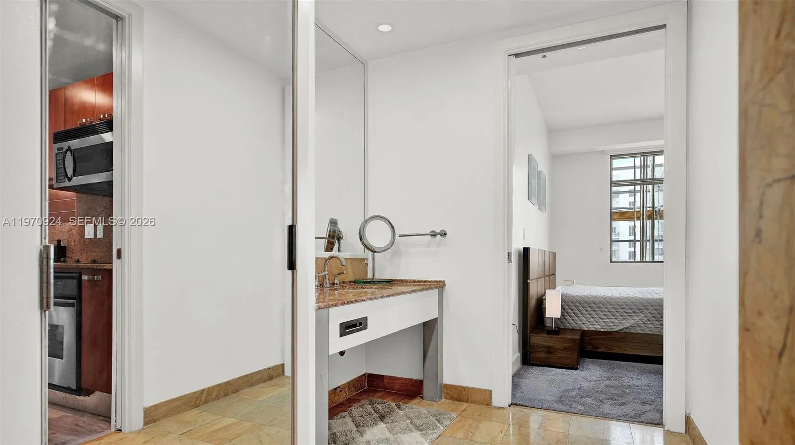 1395 Brickell Ave 3311, Miami, Florida 33131, Miami, Florida 33131, 1 Bedroom Bedrooms, ,1 BathroomBathrooms,Residential Lease,For Rent,1395 Brickell Ave 3311, Miami, Florida 33131,A11970924