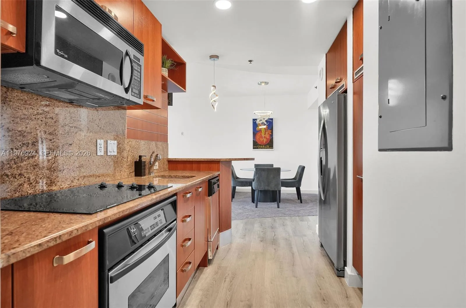 1395 Brickell Ave 3311, Miami, Florida 33131, Miami, Florida 33131, 1 Bedroom Bedrooms, ,1 BathroomBathrooms,Residential Lease,For Rent,1395 Brickell Ave 3311, Miami, Florida 33131,A11970924