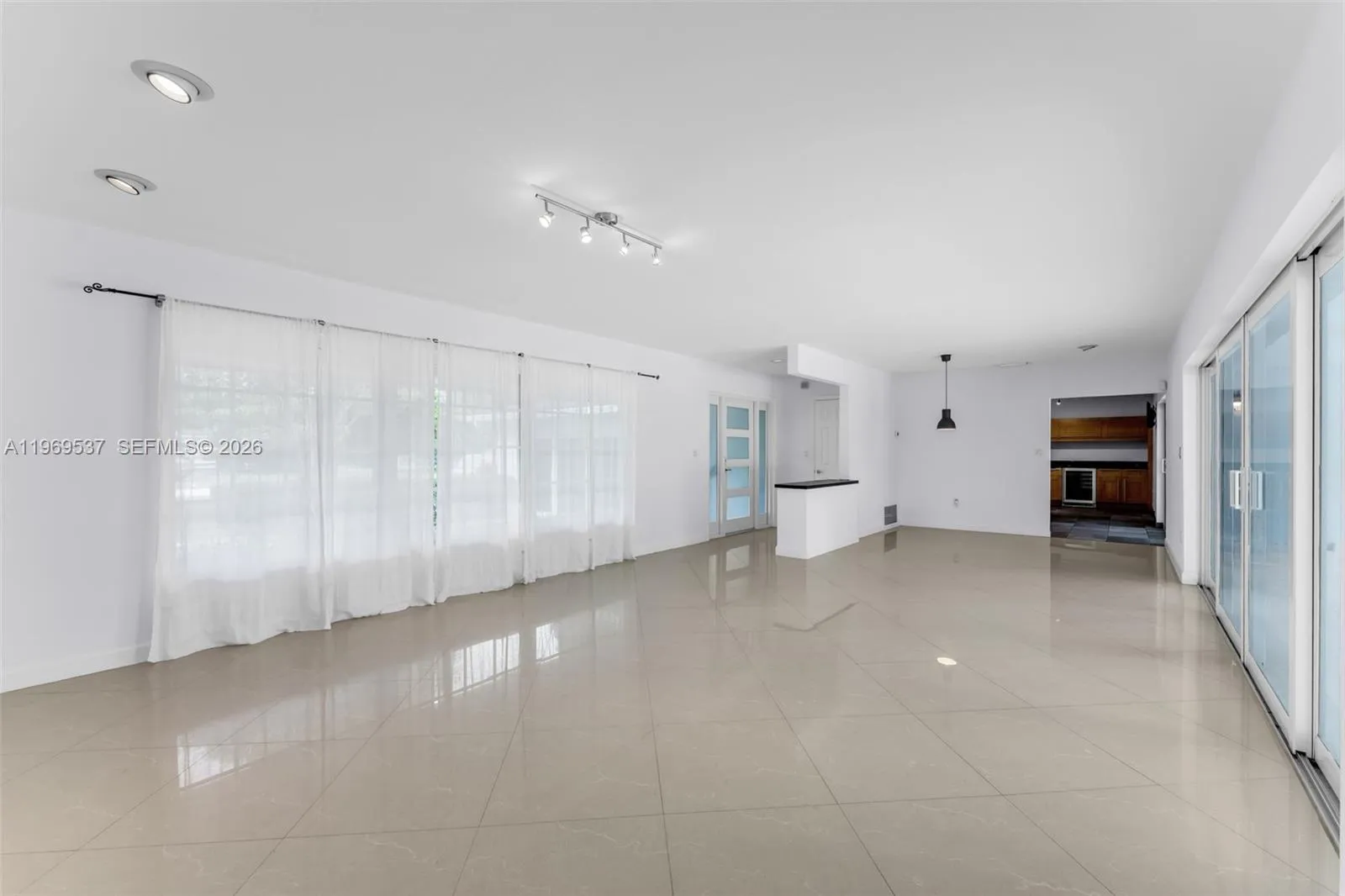 7451 Sw 133rd St, Pinecrest, Florida 33156, Pinecrest, Florida 33156, 4 Bedrooms Bedrooms, ,3 BathroomsBathrooms,Residential,For Sale,7451 Sw 133rd St, Pinecrest, Florida 33156,A11969537