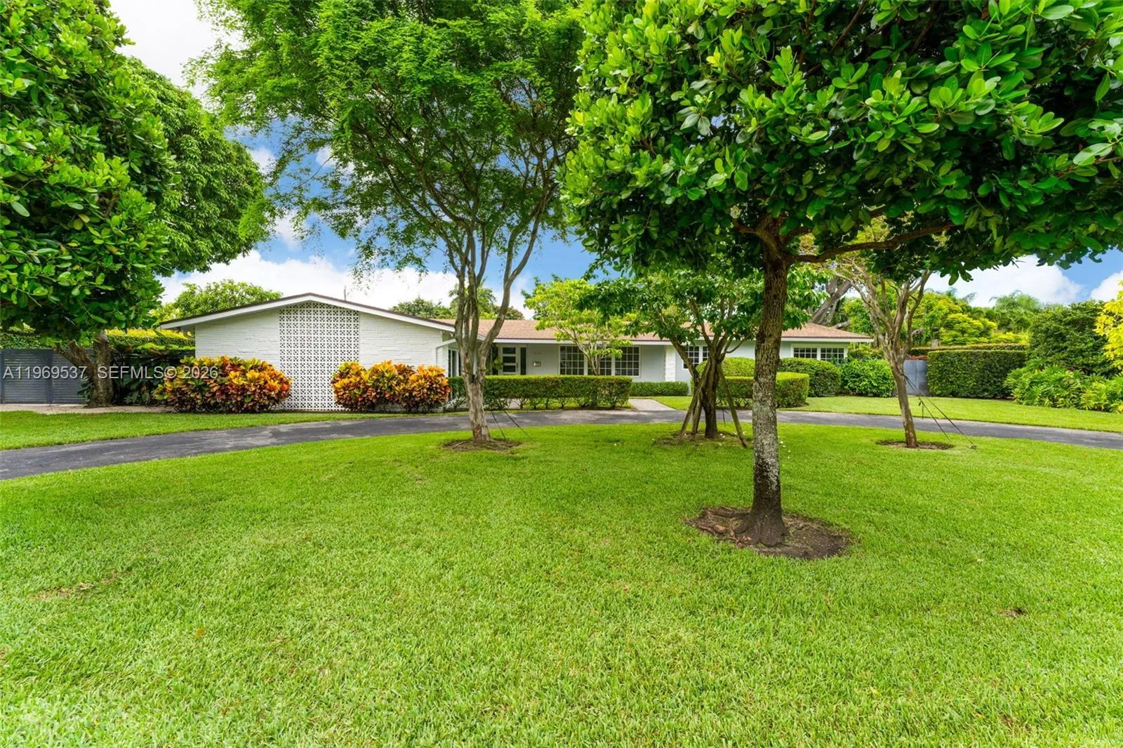 7451 Sw 133rd St, Pinecrest, Florida 33156, Pinecrest, Florida 33156, 4 Bedrooms Bedrooms, ,3 BathroomsBathrooms,Residential,For Sale,7451 Sw 133rd St, Pinecrest, Florida 33156,A11969537