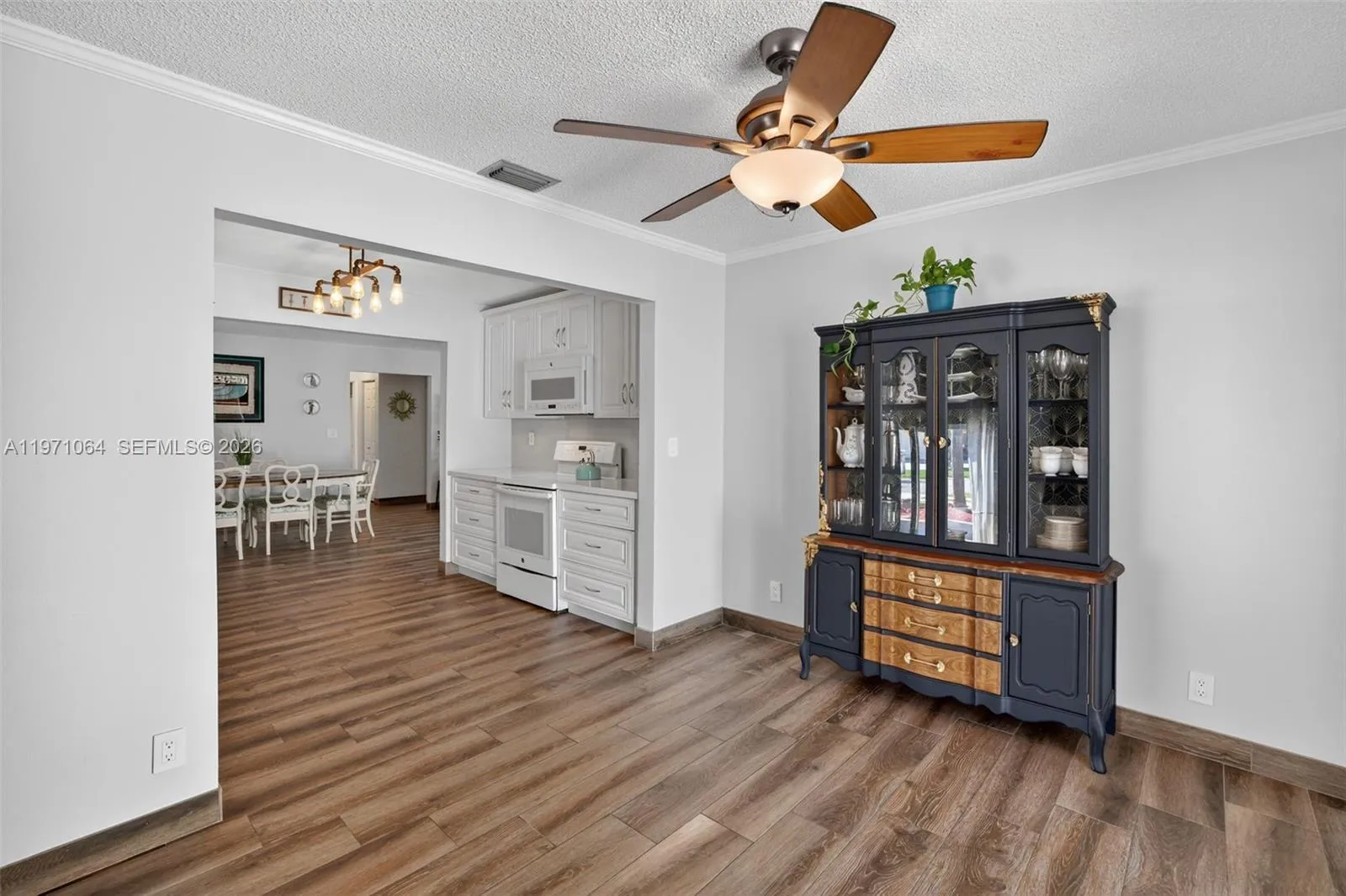 641 Nw 48th Ave, Coconut Creek, Florida 33063, Coconut Creek, Florida 33063, 3 Bedrooms Bedrooms, ,2 BathroomsBathrooms,Residential,For Sale,641 Nw 48th Ave, Coconut Creek, Florida 33063,A11971064