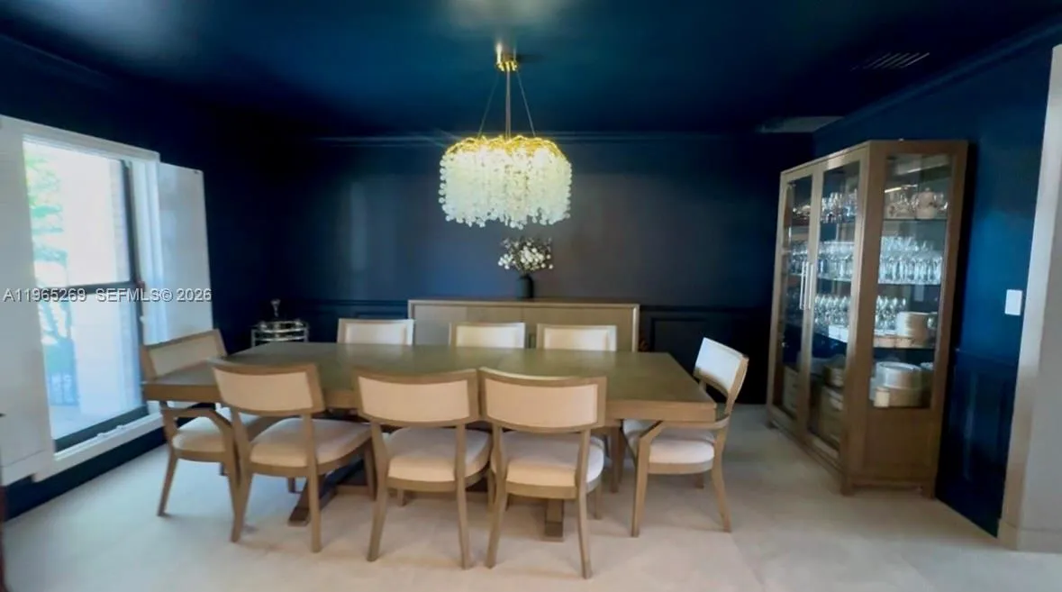 Palmetto Bay, Florida 33157, 5 Bedrooms Bedrooms, ,4 BathroomsBathrooms,Residential,For Sale,A11965269