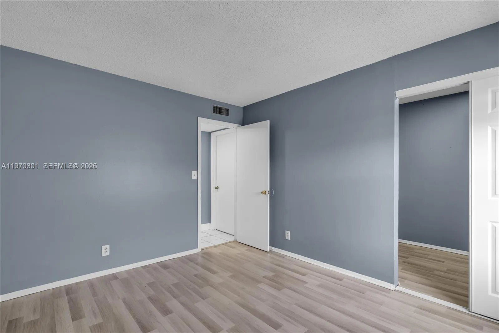 455 S Pine Island Rd 303c, Plantation, Florida 333, Plantation, Florida 33324, 2 Bedrooms Bedrooms, ,2 BathroomsBathrooms,Residential,For Sale,455 S Pine Island Rd 303c, Plantation, Florida 333,A11970301