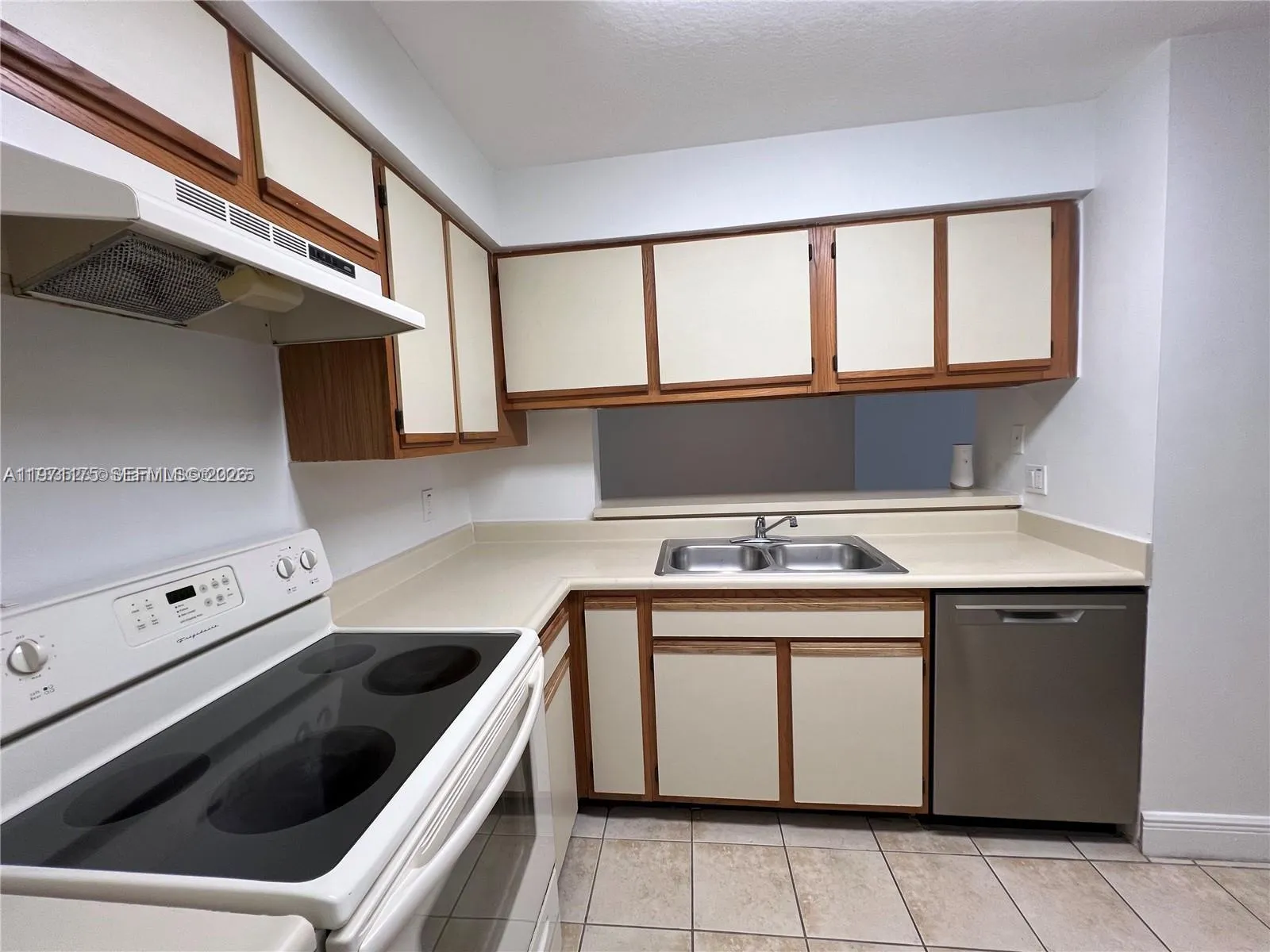 1255 Sw 46th Ave 1702, Pompano Beach, Florida 3306, Pompano Beach, Florida 33069, 1 Bedroom Bedrooms, ,1 BathroomBathrooms,Residential Lease,For Rent,1255 Sw 46th Ave 1702, Pompano Beach, Florida 3306,A11971175