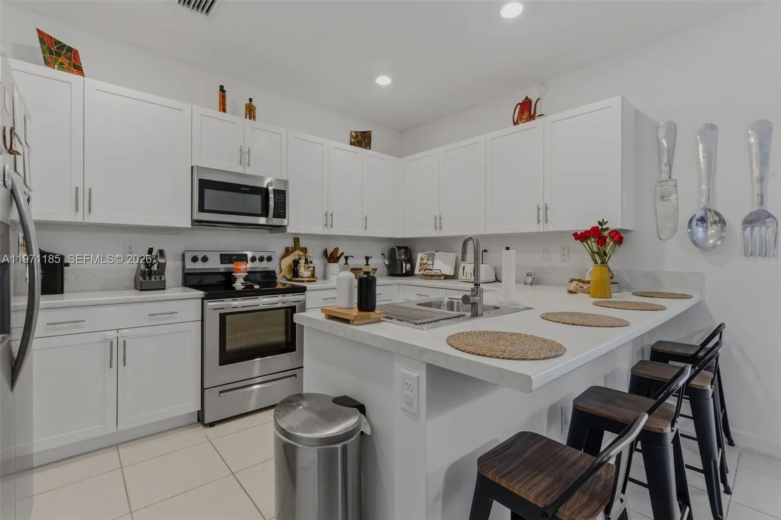 10009 Sw 228th Ter ., Miami, Florida 33190, Miami, Florida 33190, 3 Bedrooms Bedrooms, ,2 BathroomsBathrooms,Residential,For Sale,10009 Sw 228th Ter ., Miami, Florida 33190,A11971185