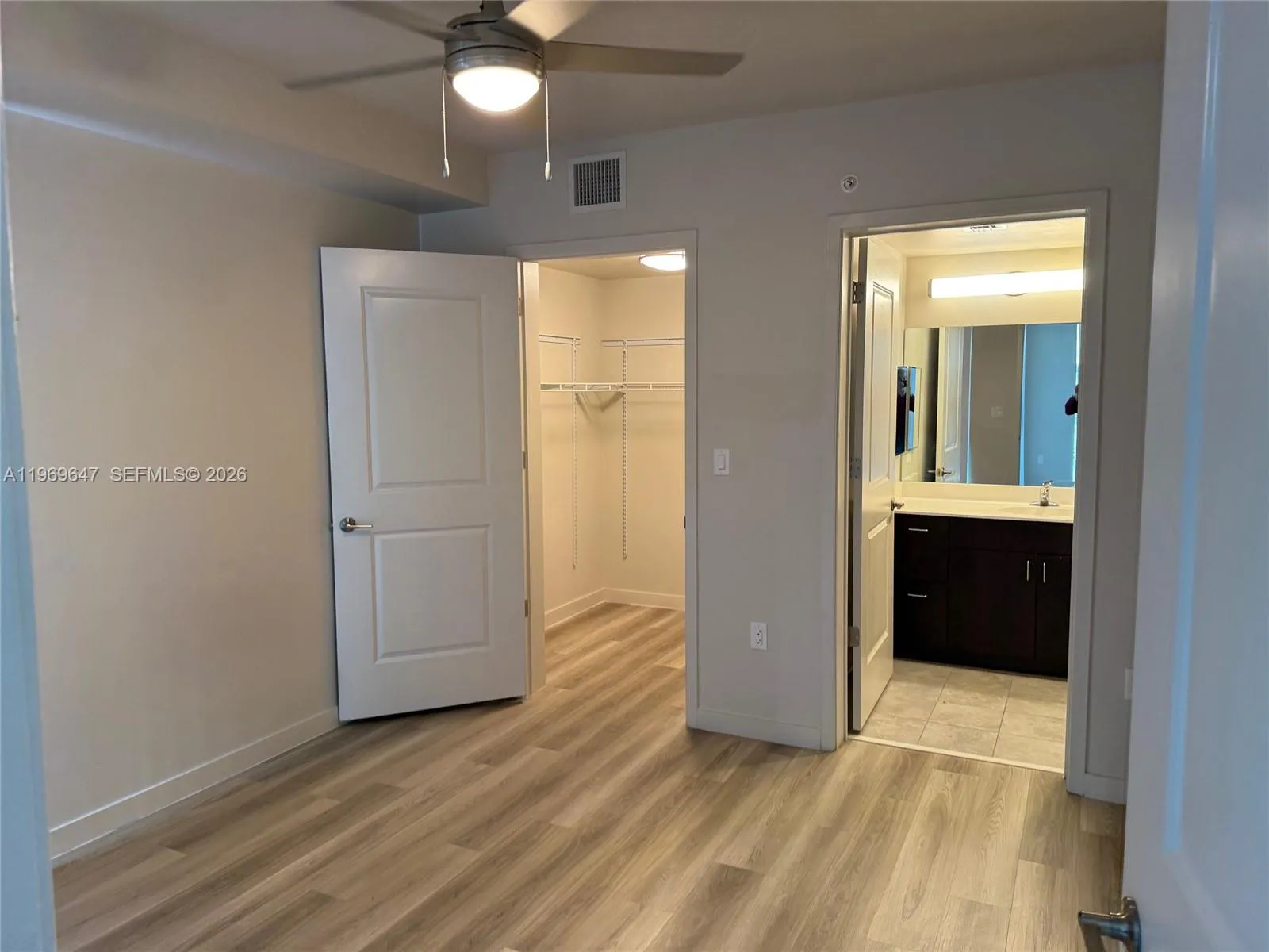 437 Sw 4th Avenue 517, Fort Lauderdale, Florida 33, Fort Lauderdale, Florida 33315, 2 Bedrooms Bedrooms, ,2 BathroomsBathrooms,Residential Lease,For Rent,437 Sw 4th Avenue 517, Fort Lauderdale, Florida 33,A11969647