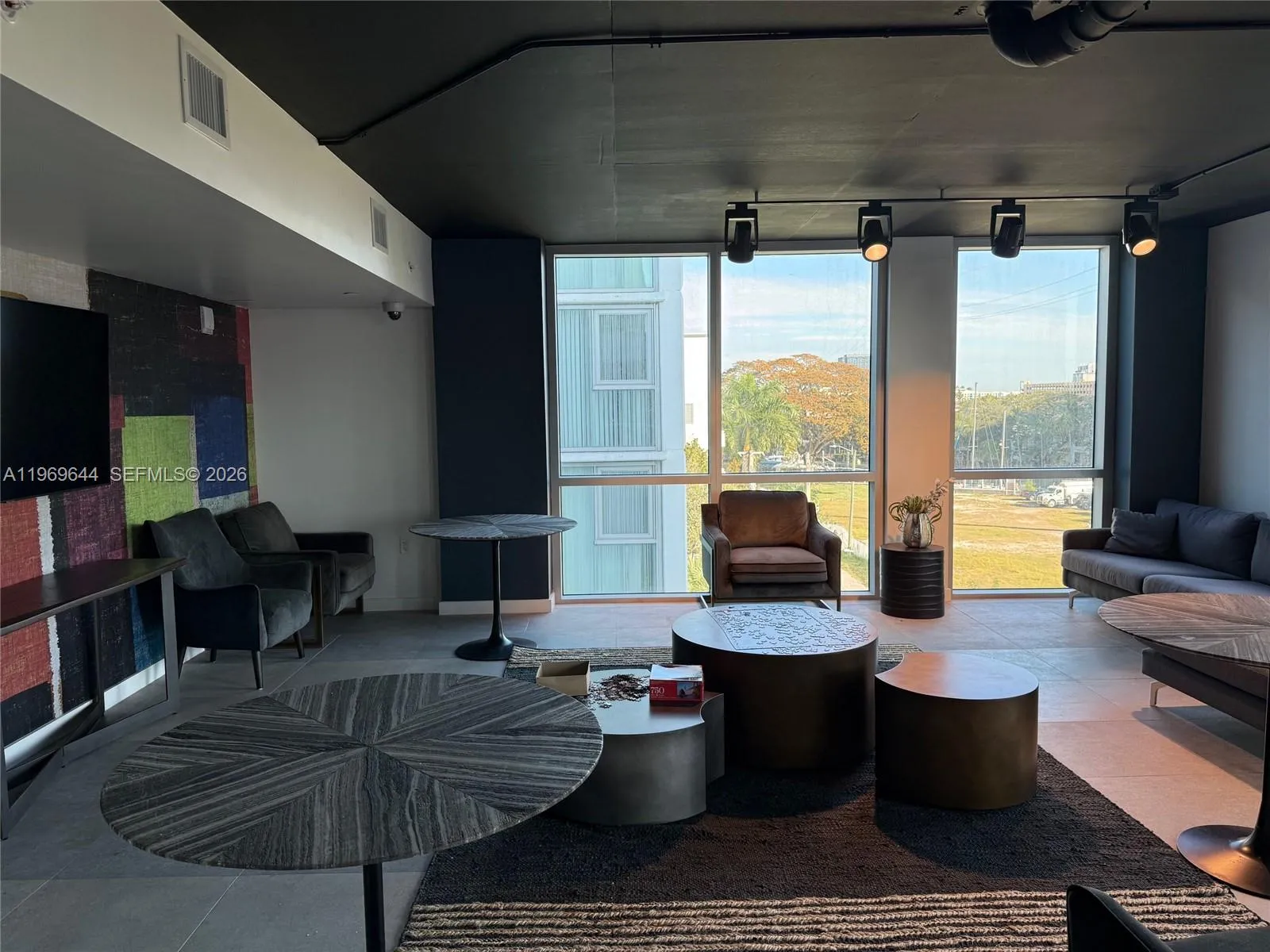 437 Sw 4th Avenue 516, Fort Lauderdale, Florida 33, Fort Lauderdale, Florida 33315, 2 Bedrooms Bedrooms, ,2 BathroomsBathrooms,Residential Lease,For Rent,437 Sw 4th Avenue 516, Fort Lauderdale, Florida 33,A11969644