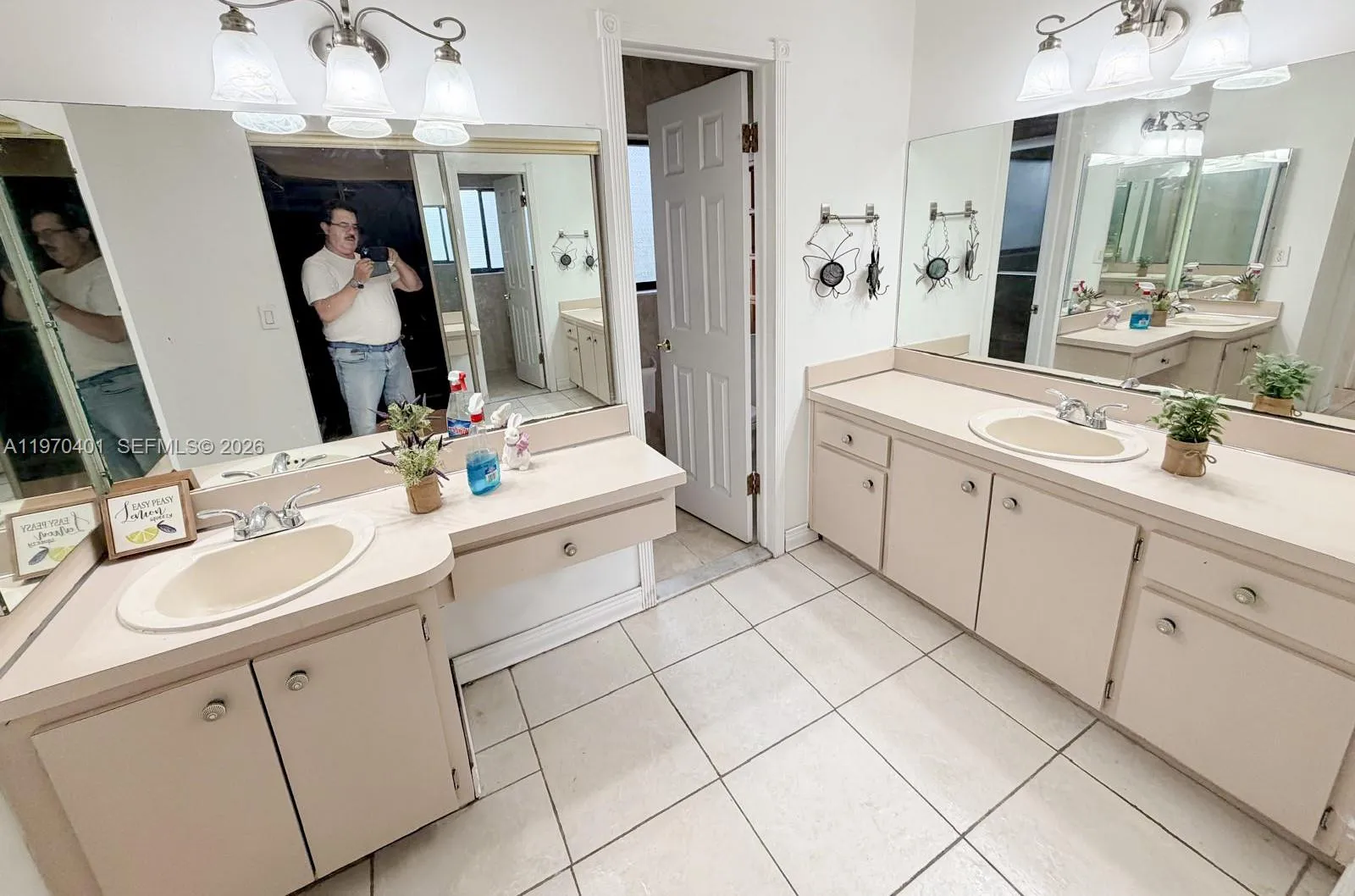 956 Mockingbird Ln 500, Plantation, Florida 33324, Plantation, Florida 33324, 3 Bedrooms Bedrooms, ,3 BathroomsBathrooms,Residential Lease,For Rent,956 Mockingbird Ln 500, Plantation, Florida 33324,A11970401