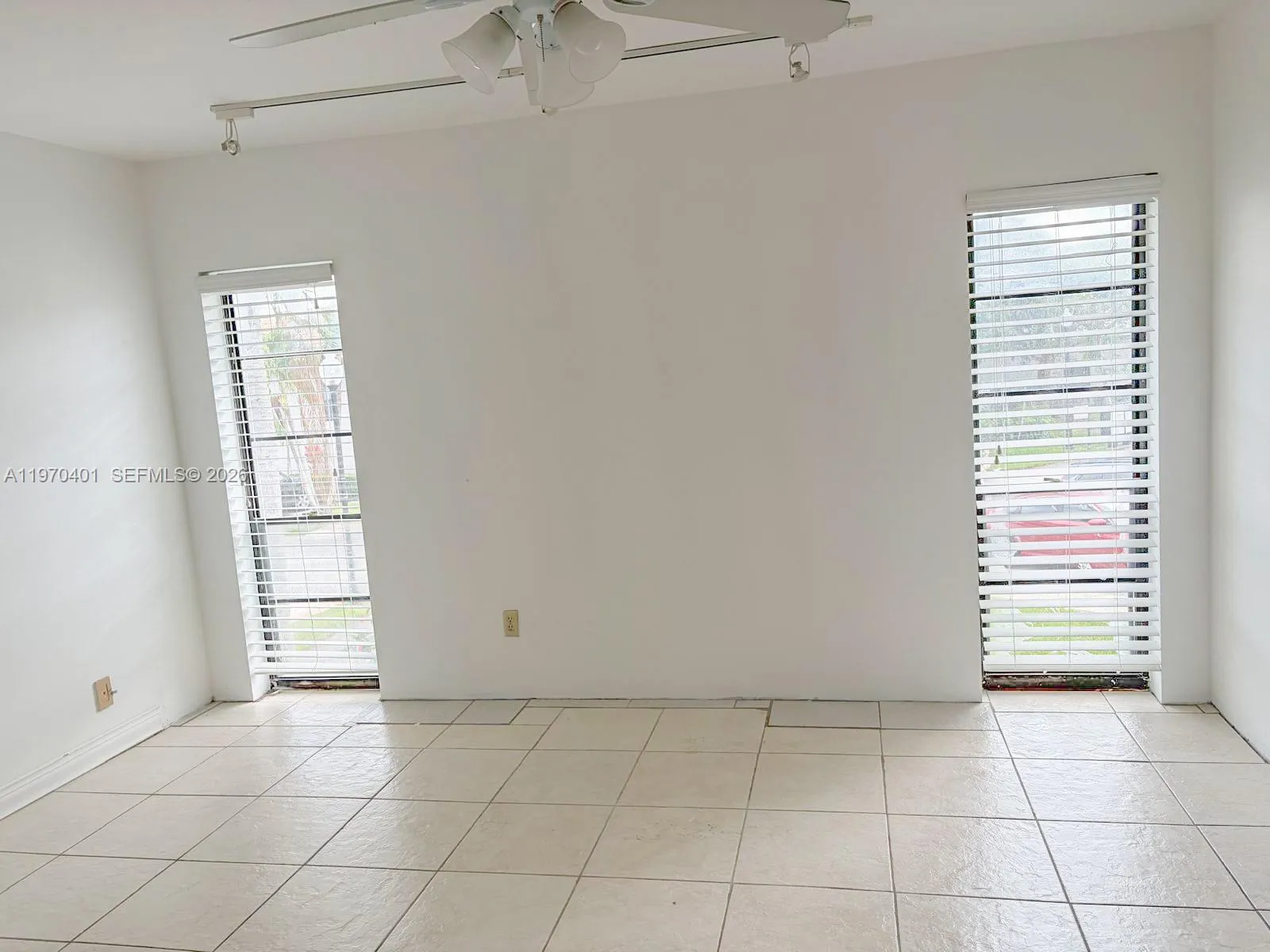 956 Mockingbird Ln 500, Plantation, Florida 33324, Plantation, Florida 33324, 3 Bedrooms Bedrooms, ,3 BathroomsBathrooms,Residential Lease,For Rent,956 Mockingbird Ln 500, Plantation, Florida 33324,A11970401