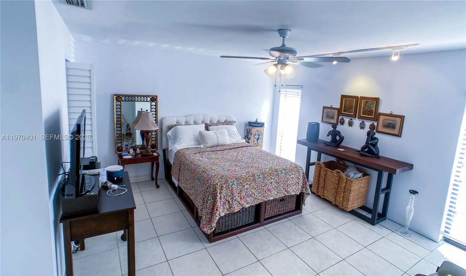 Second Bedroom (upstairs)