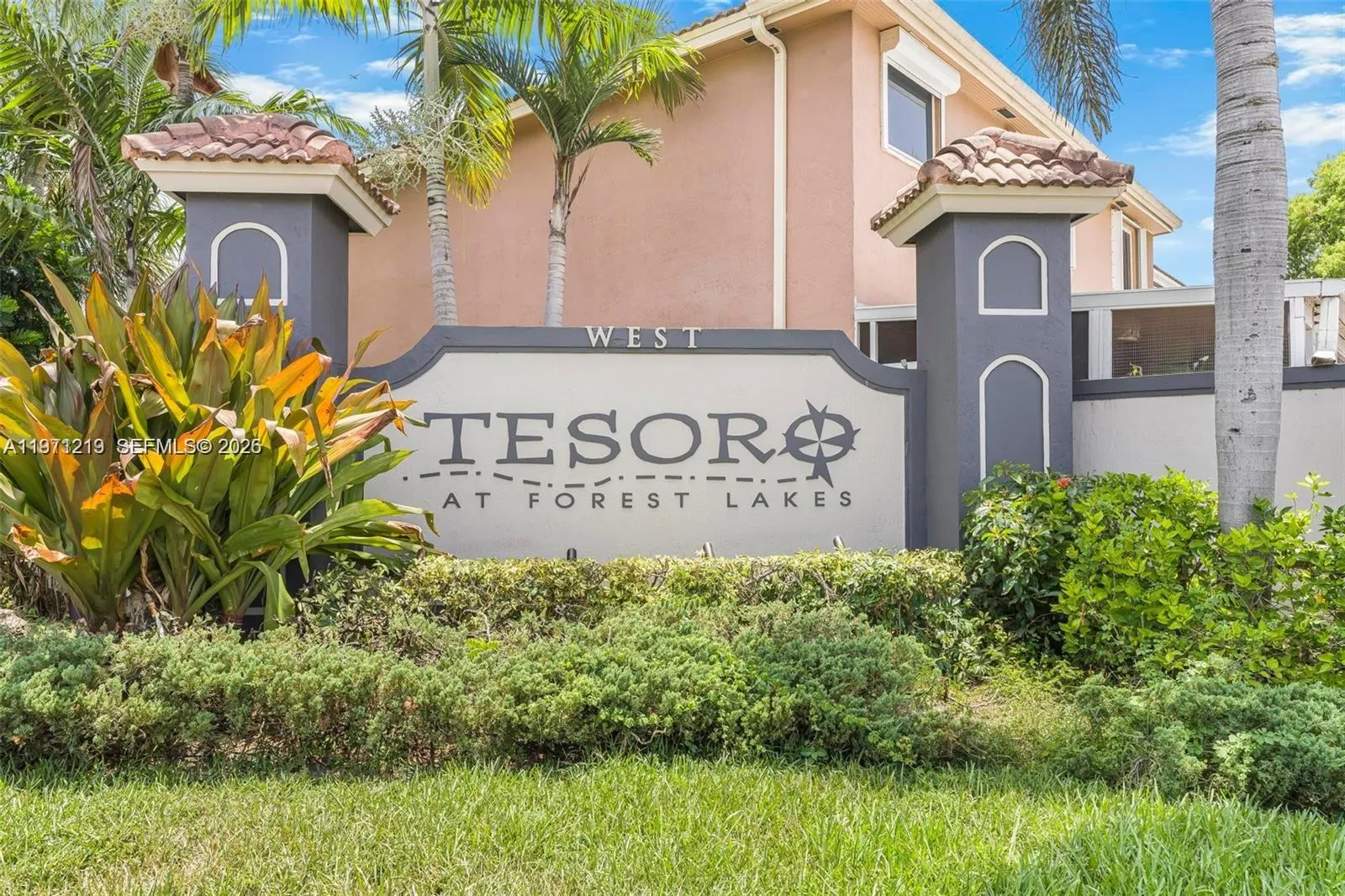 16515 Sw 97th St, Miami, Florida 33196, Miami, Florida 33196, 3 Bedrooms Bedrooms, ,2 BathroomsBathrooms,Residential,For Sale,16515 Sw 97th St, Miami, Florida 33196,A11971219