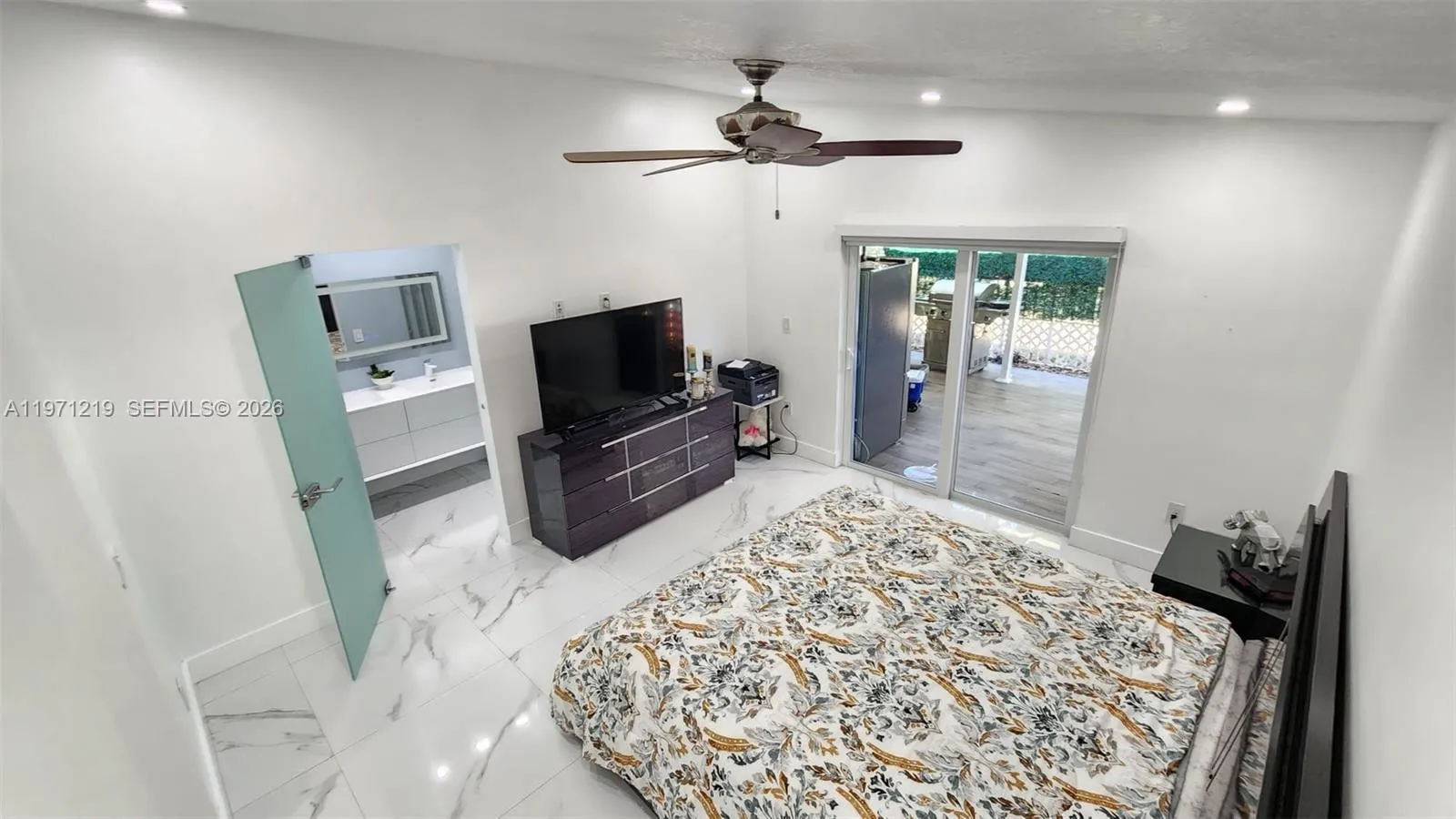 16515 Sw 97th St, Miami, Florida 33196, Miami, Florida 33196, 3 Bedrooms Bedrooms, ,2 BathroomsBathrooms,Residential,For Sale,16515 Sw 97th St, Miami, Florida 33196,A11971219