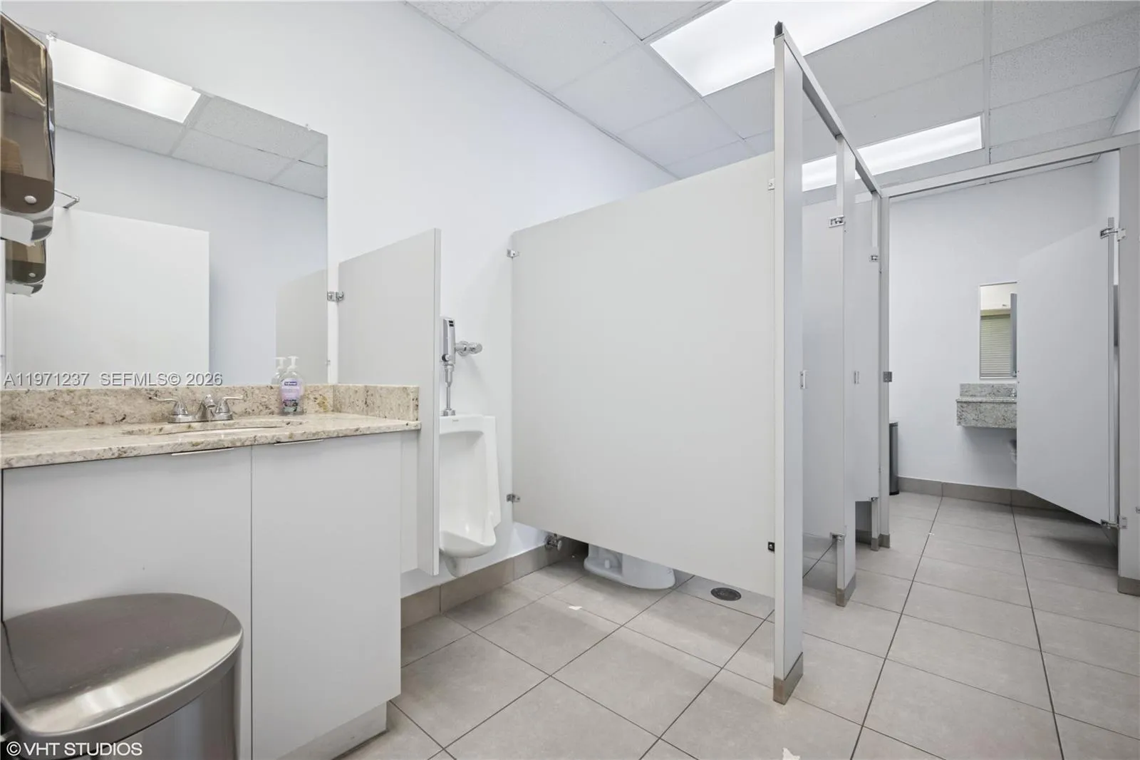 10405 Nw 37th Ter, Doral, Florida 33178, Doral, Florida 33178, ,Commercial Sale,For Sale,10405 Nw 37th Ter, Doral, Florida 33178,A11971237