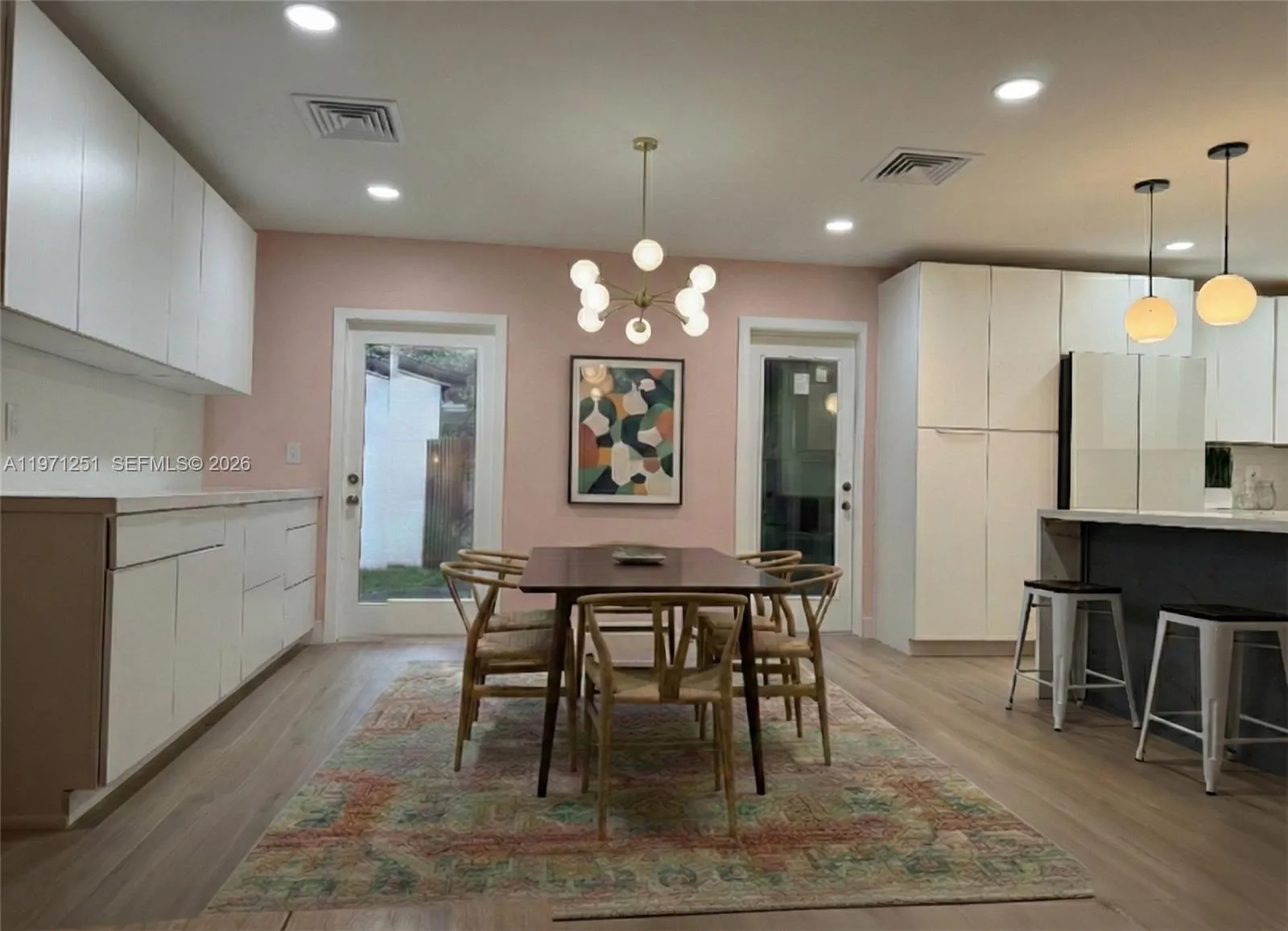 Dining area virtual staging