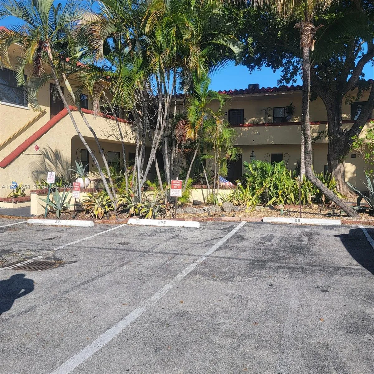 2300 Ne 6th Ave, Wilton Manors, Florida 33305, Wilton Manors, Florida 33305, ,Commercial Lease,For Rent,2300 Ne 6th Ave, Wilton Manors, Florida 33305,A11971258