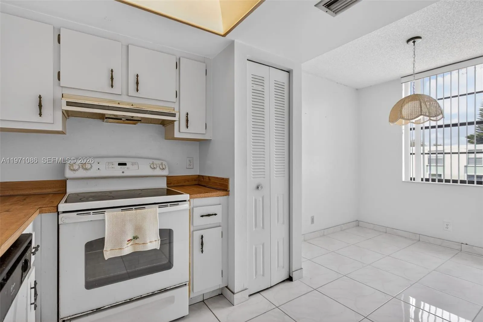 7310 Nw 18th St 208, Margate, Florida 33063, Margate, Florida 33063, 2 Bedrooms Bedrooms, ,2 BathroomsBathrooms,Residential,For Sale,7310 Nw 18th St 208, Margate, Florida 33063,A11971086