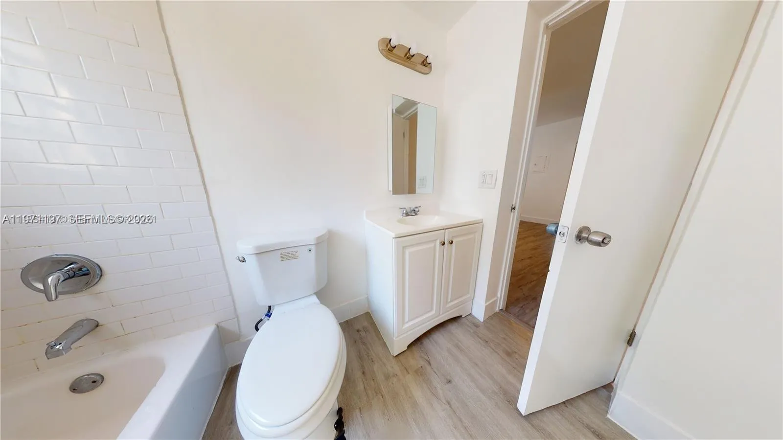 828 Pennsylvania Ave 1, Miami Beach, Florida 33139, Miami Beach, Florida 33139, 1 Bedroom Bedrooms, ,1 BathroomBathrooms,Residential Lease,For Rent,828 Pennsylvania Ave 1, Miami Beach, Florida 33139,A11971197