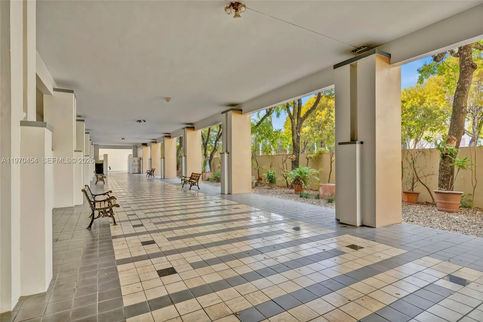 7400 W 20th Ave 402, Hialeah, Florida 33016, Hialeah, Florida 33016, 2 Bedrooms Bedrooms, ,2 BathroomsBathrooms,Residential,For Sale,7400 W 20th Ave 402, Hialeah, Florida 33016,A11970454