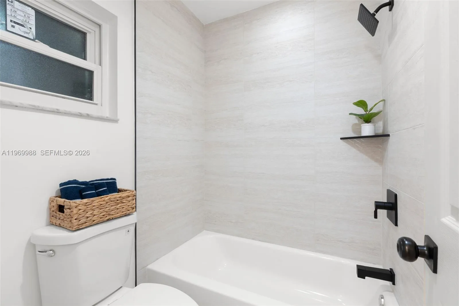 1545 Sw 23rd Ter, Deerfield Beach, Florida 33442, Deerfield Beach, Florida 33442, 2 Bedrooms Bedrooms, ,2 BathroomsBathrooms,Residential,For Sale,1545 Sw 23rd Ter, Deerfield Beach, Florida 33442,A11969988