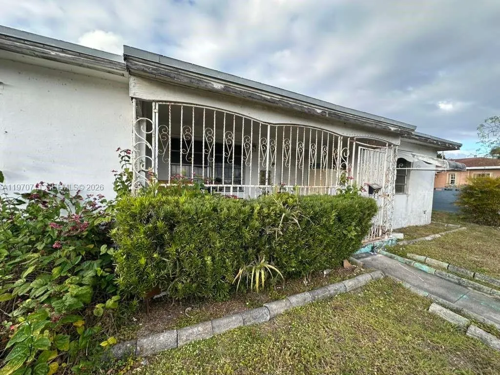 521 Nw 189th Ter, Miami Gardens, Florida 33169, Miami Gardens, Florida 33169, 3 Bedrooms Bedrooms, ,2 BathroomsBathrooms,Residential,For Sale,521 Nw 189th Ter, Miami Gardens, Florida 33169,A11970711