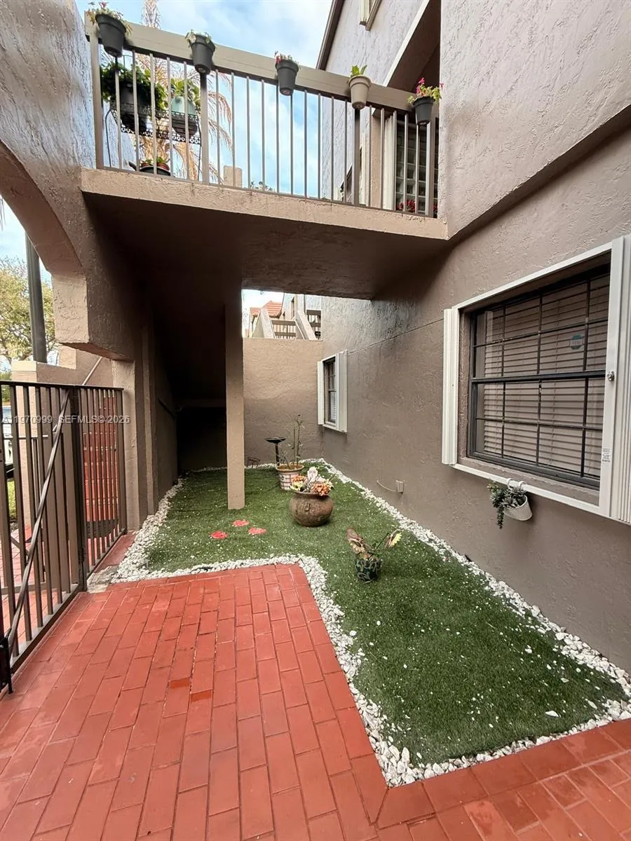 13044 Sw 88th Ter N 105, Miami, Florida 33186, Miami, Florida 33186, 3 Bedrooms Bedrooms, ,2 BathroomsBathrooms,Residential,For Sale,13044 Sw 88th Ter N 105, Miami, Florida 33186,A11970999