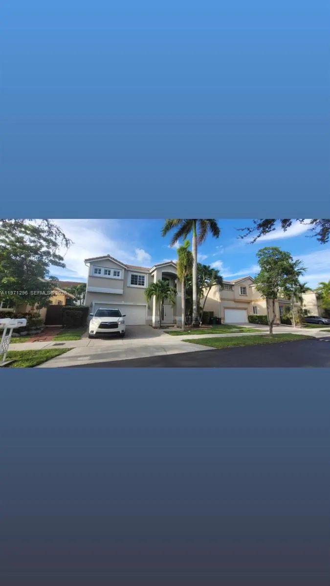 10863 Nw 53 Ln, Doral, Florida 33178, Doral, Florida 33178, 3 Bedrooms Bedrooms, ,2 BathroomsBathrooms,Residential Lease,For Rent,10863 Nw 53 Ln, Doral, Florida 33178,A11971296