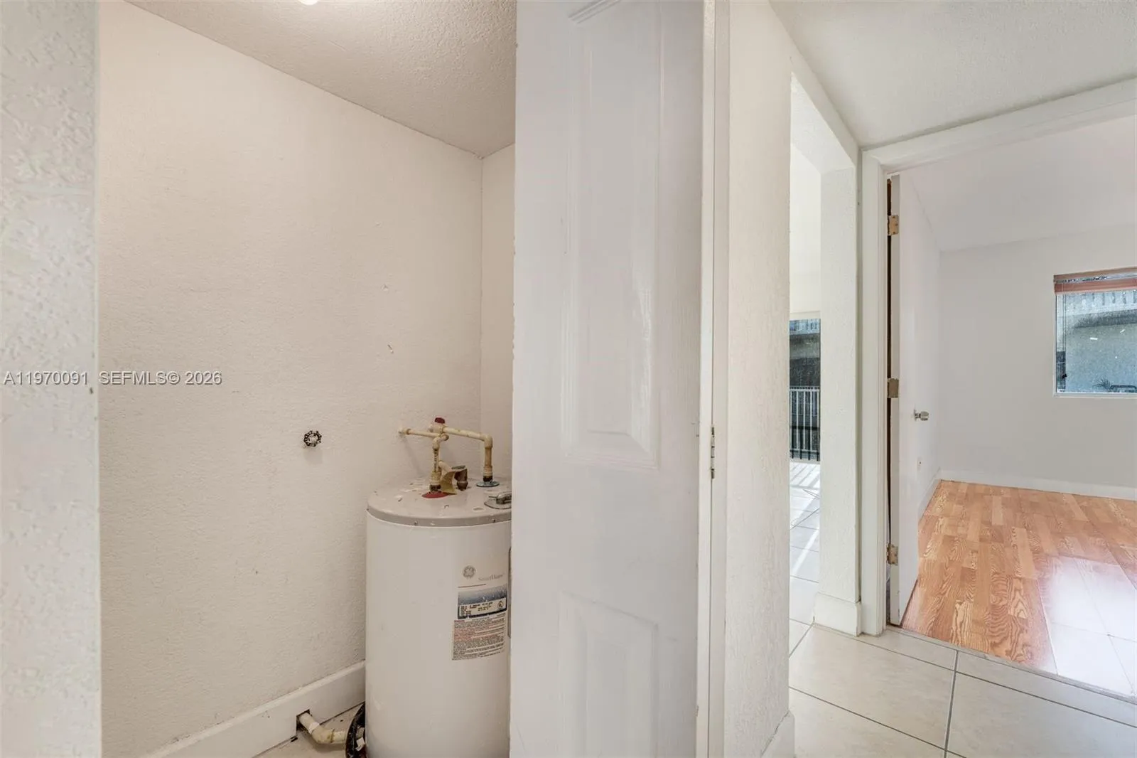 1142 99th St 23, Bay Harbor Islands, Florida 33154, Bay Harbor Islands, Florida 33154, 2 Bedrooms Bedrooms, ,2 BathroomsBathrooms,Residential,For Sale,1142 99th St 23, Bay Harbor Islands, Florida 33154,A11970091