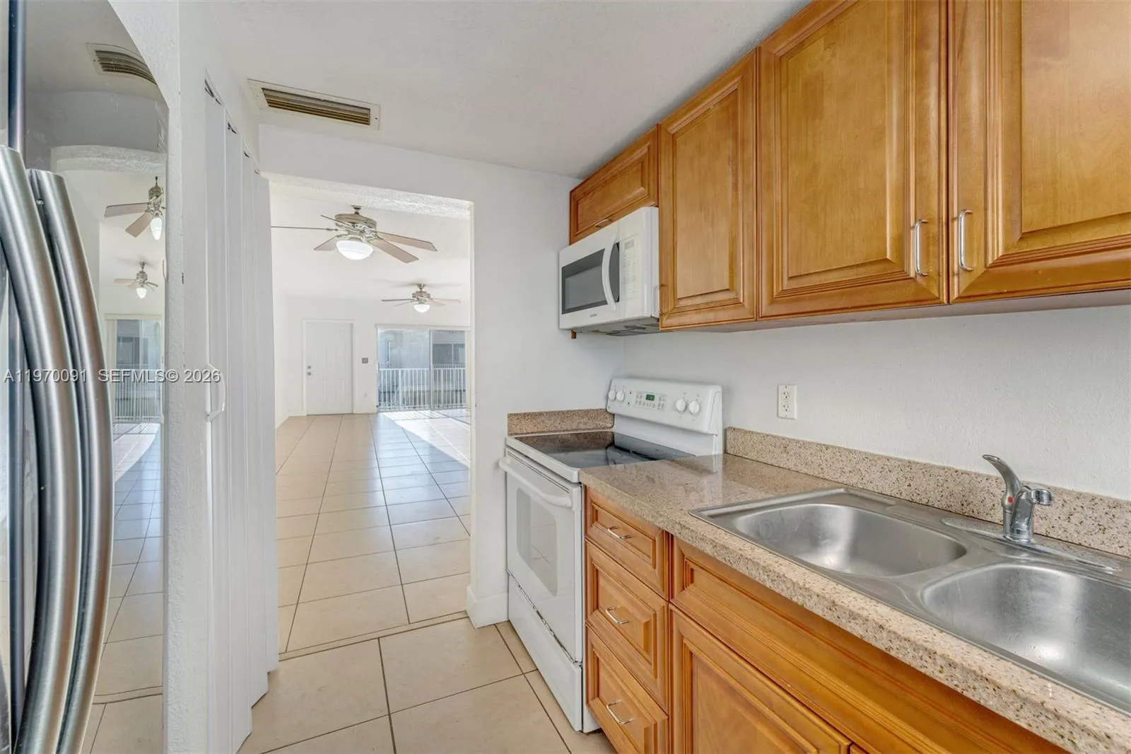 1142 99th St 23, Bay Harbor Islands, Florida 33154, Bay Harbor Islands, Florida 33154, 2 Bedrooms Bedrooms, ,2 BathroomsBathrooms,Residential,For Sale,1142 99th St 23, Bay Harbor Islands, Florida 33154,A11970091