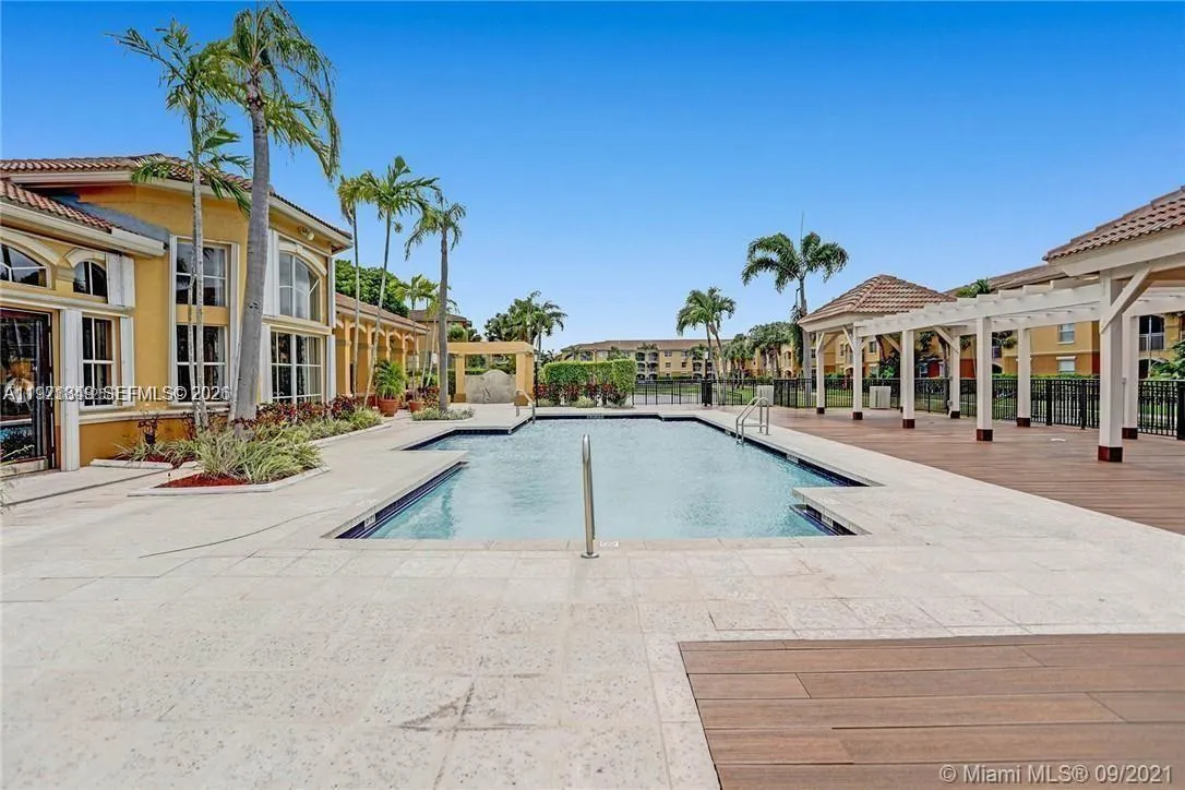 9640 Nw 2nd St 5-105, Pembroke Pines, Florida 3302, Pembroke Pines, Florida 33024, 1 Bedroom Bedrooms, ,1 BathroomBathrooms,Residential,For Sale,9640 Nw 2nd St 5-105, Pembroke Pines, Florida 3302,A11971349