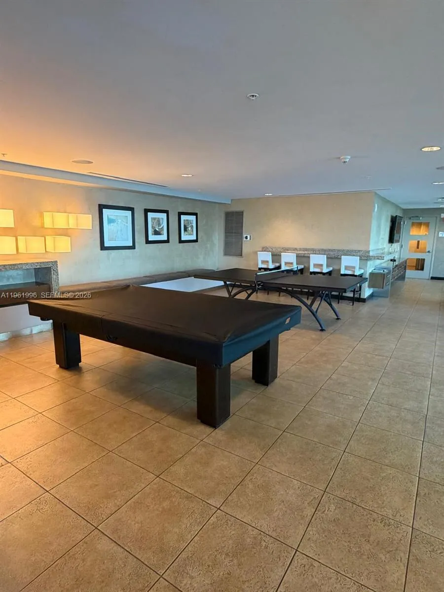 60 Sw 13th St 1107, Miami, Florida 33130, Miami, Florida 33130, 1 Bedroom Bedrooms, ,1 BathroomBathrooms,Residential,For Sale,60 Sw 13th St 1107, Miami, Florida 33130,A11961996