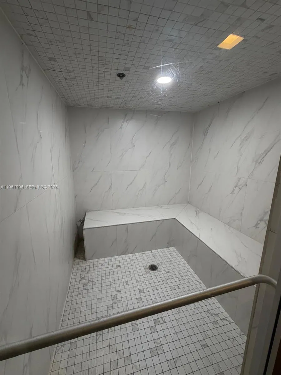 60 Sw 13th St 1107, Miami, Florida 33130, Miami, Florida 33130, 1 Bedroom Bedrooms, ,1 BathroomBathrooms,Residential,For Sale,60 Sw 13th St 1107, Miami, Florida 33130,A11961996