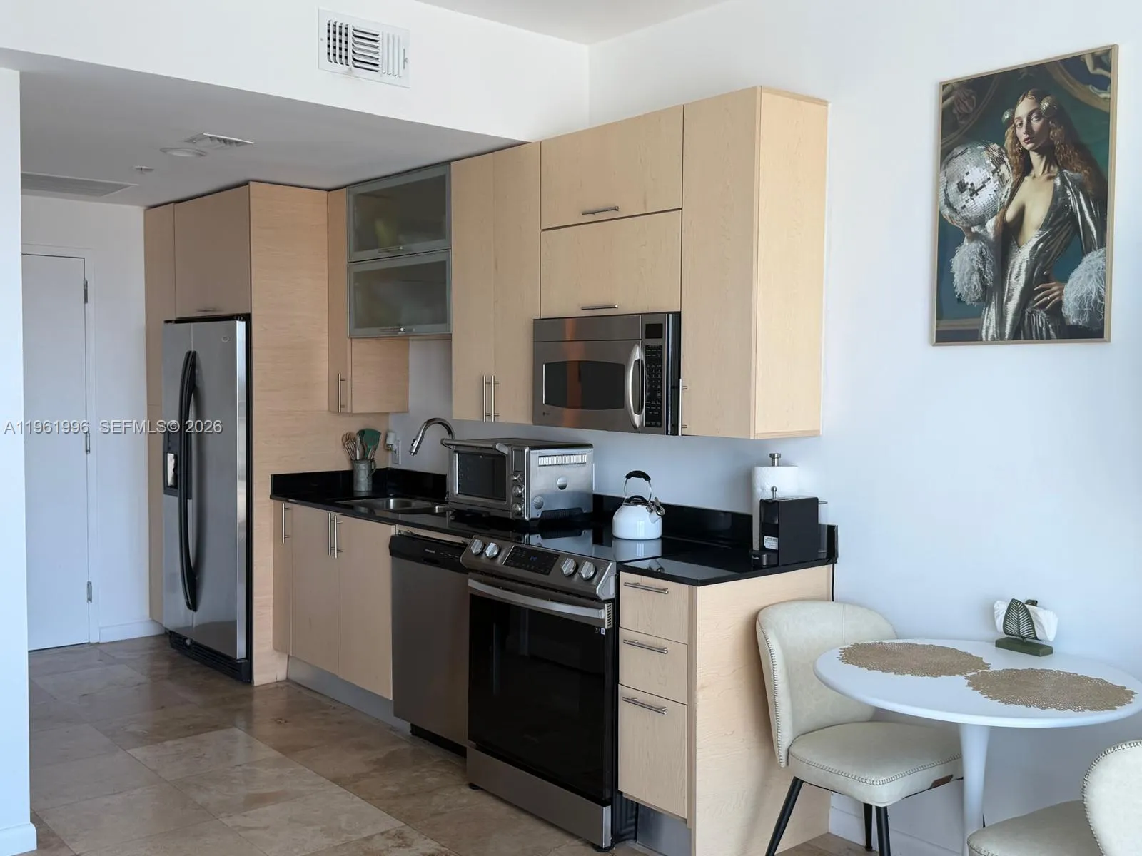 60 Sw 13th St 1107, Miami, Florida 33130, Miami, Florida 33130, 1 Bedroom Bedrooms, ,1 BathroomBathrooms,Residential,For Sale,60 Sw 13th St 1107, Miami, Florida 33130,A11961996