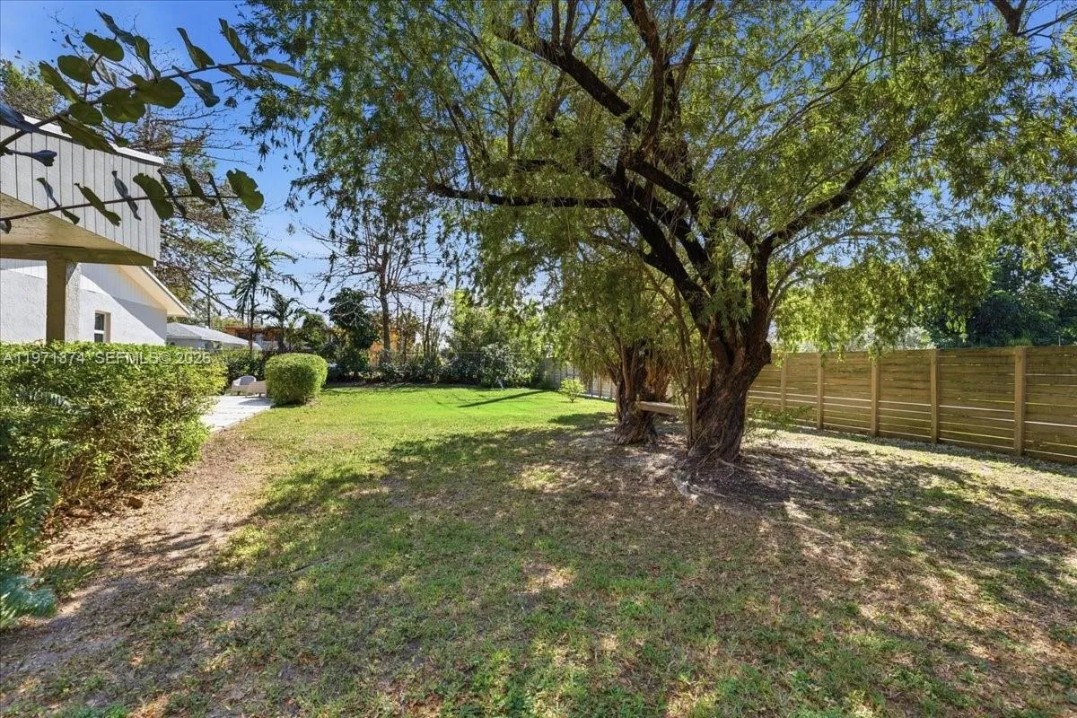 6140 Sw 62nd St, South Miami, Florida 33143, South Miami, Florida 33143, 3 Bedrooms Bedrooms, ,2 BathroomsBathrooms,Residential,For Sale,6140 Sw 62nd St, South Miami, Florida 33143,A11971374