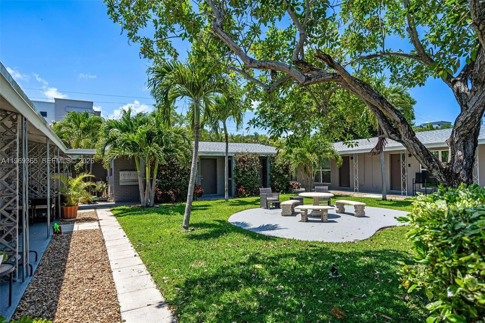 2201 Ne 14th Ave, Wilton Manors, Florida 33305, Wilton Manors, Florida 33305, ,Residential Income,For Sale,2201 Ne 14th Ave, Wilton Manors, Florida 33305,A11969365