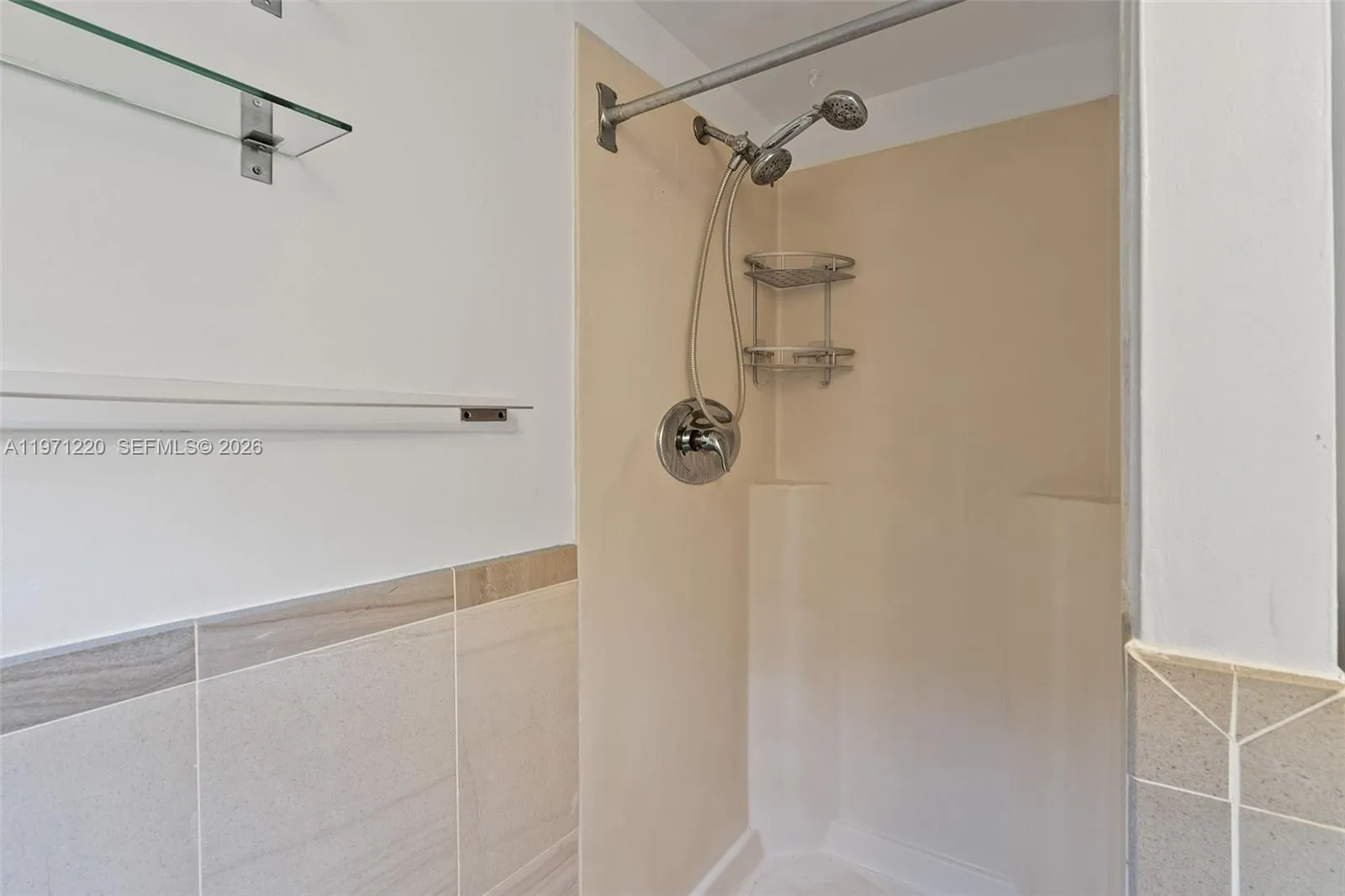 2345 Trapp Ave, Coconut Grove, Florida 33133, Coconut Grove, Florida 33133, 1 Bedroom Bedrooms, ,1 BathroomBathrooms,Residential Lease,For Rent,2345 Trapp Ave, Coconut Grove, Florida 33133,A11971220
