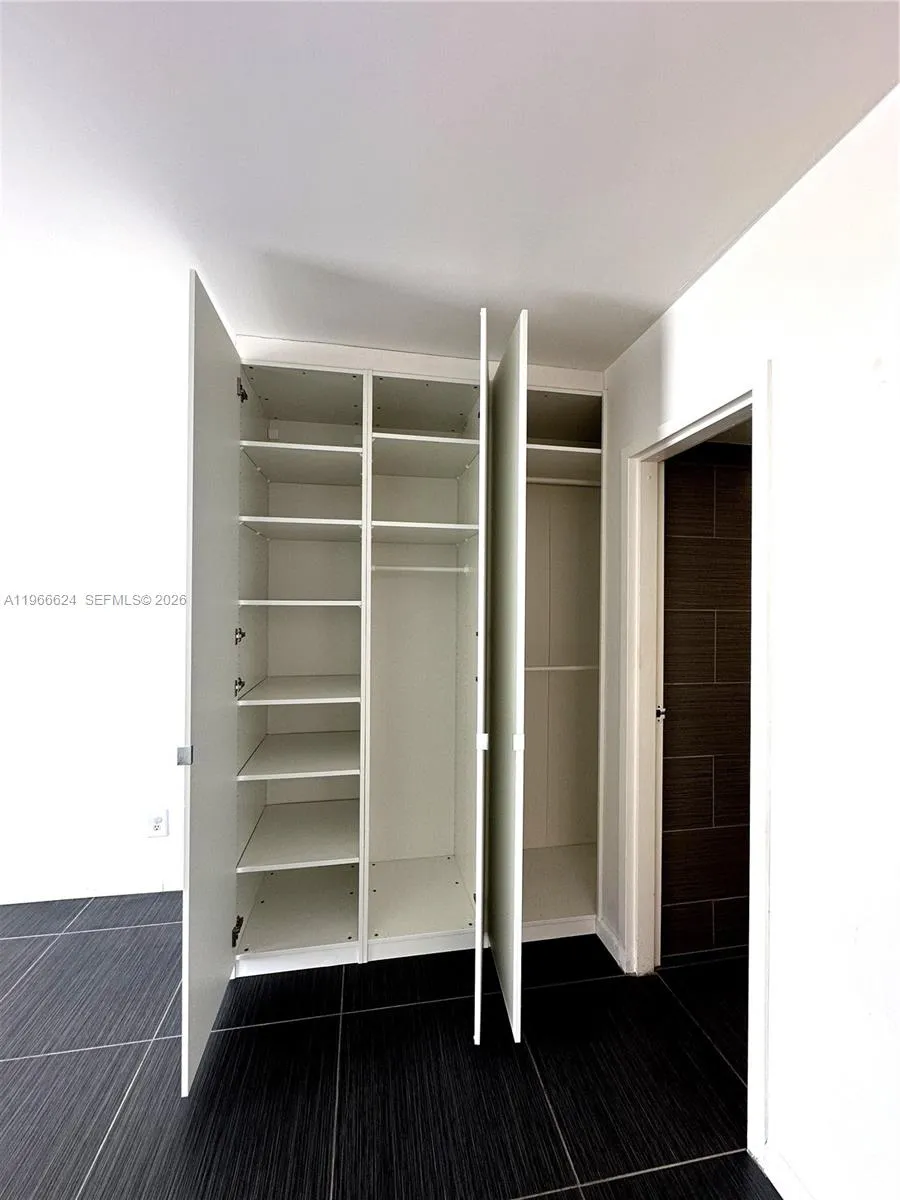 13499 Biscayne Blvd 1012, North Miami, Florida 331, North Miami, Florida 33181, 1 Bedroom Bedrooms, ,1 BathroomBathrooms,Residential Lease,For Rent,13499 Biscayne Blvd 1012, North Miami, Florida 331,A11966624