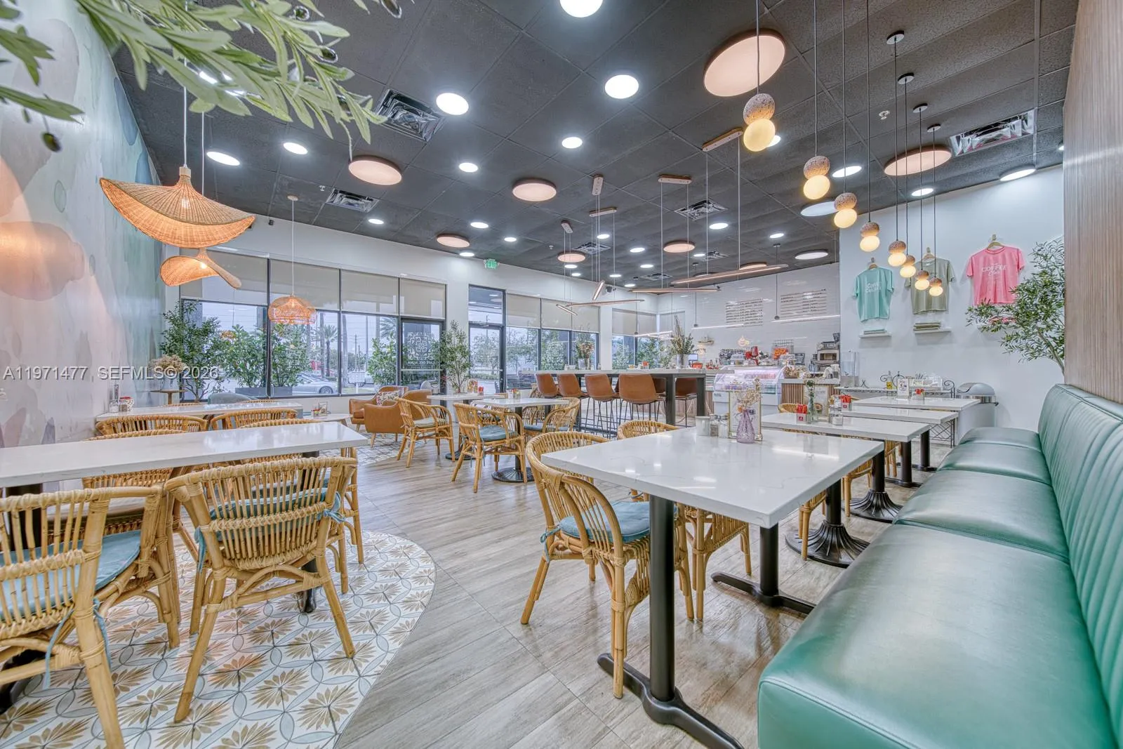 Restaurant For Sale On Busy Biscayne Boulevard, No, North Miami Beach, Florida 33160, ,Business Opportunity,For Sale,Restaurant For Sale On Busy Biscayne Boulevard, No,A11971477