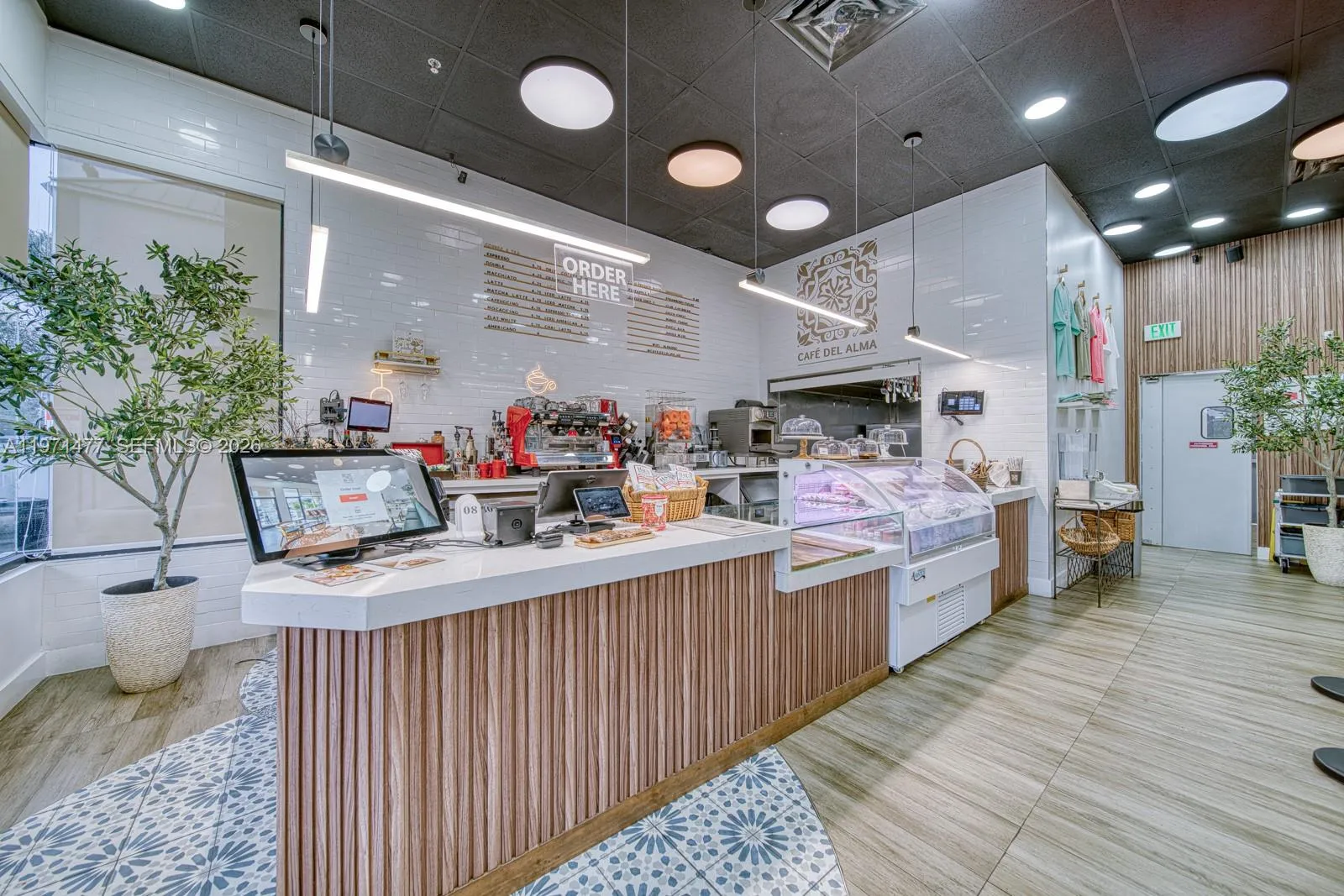 Restaurant For Sale On Busy Biscayne Boulevard, No, North Miami Beach, Florida 33160, ,Business Opportunity,For Sale,Restaurant For Sale On Busy Biscayne Boulevard, No,A11971477