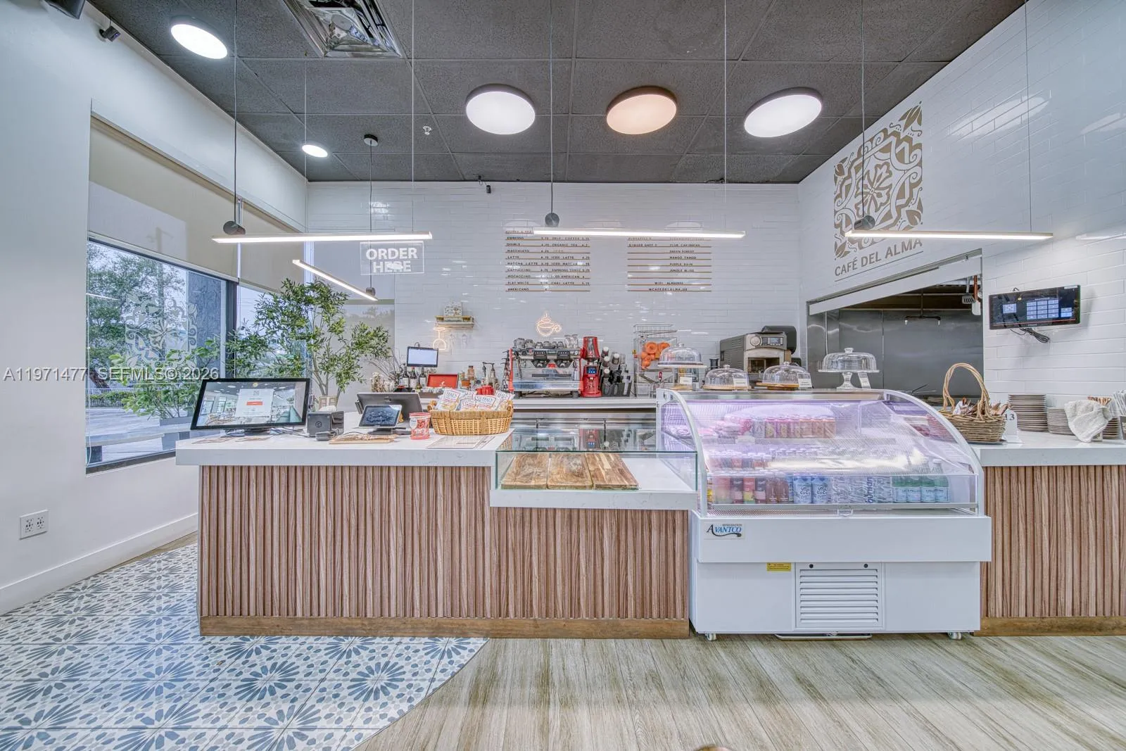 Restaurant For Sale On Busy Biscayne Boulevard, No, North Miami Beach, Florida 33160, ,Business Opportunity,For Sale,Restaurant For Sale On Busy Biscayne Boulevard, No,A11971477