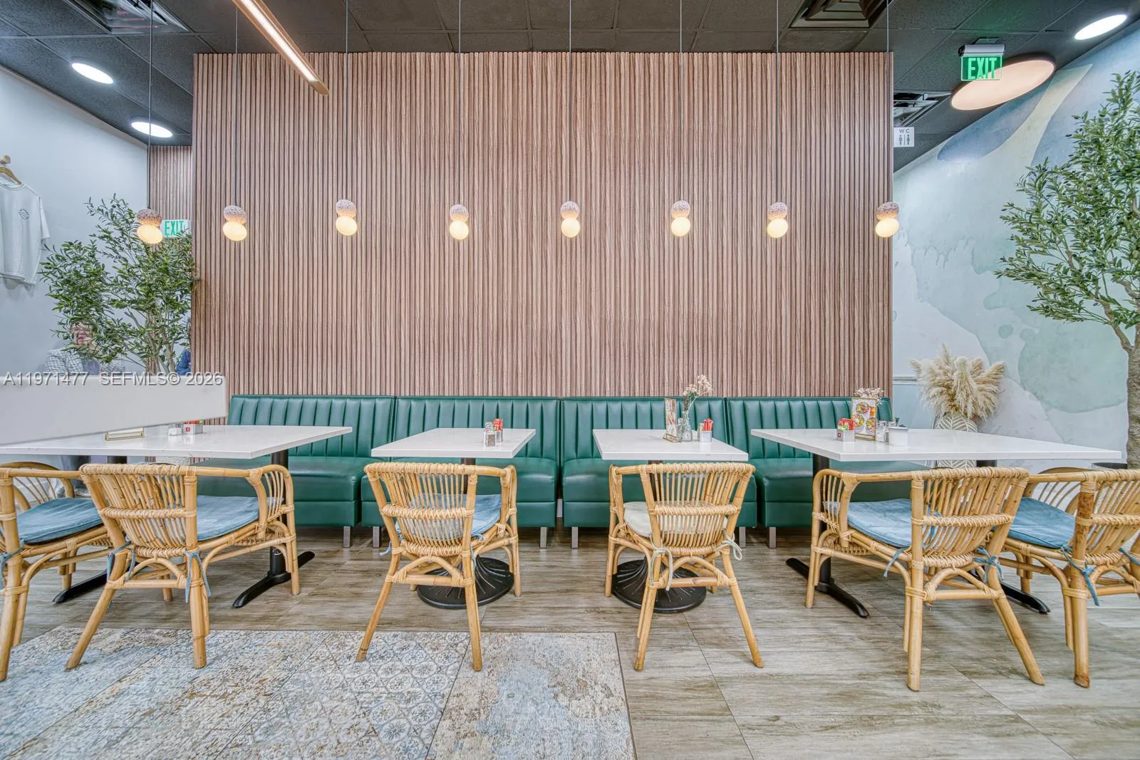 Restaurant For Sale On Busy Biscayne Boulevard, No, North Miami Beach, Florida 33160, ,Business Opportunity,For Sale,Restaurant For Sale On Busy Biscayne Boulevard, No,A11971477