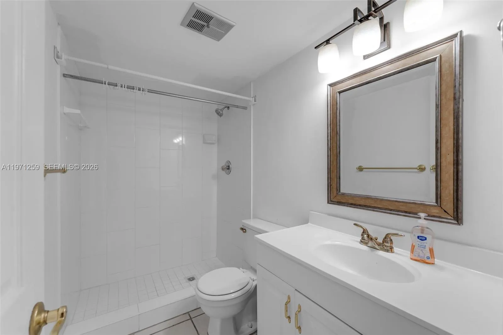 10915 Sw 71st St, Miami, Florida 33173, Miami, Florida 33173, 3 Bedrooms Bedrooms, ,2 BathroomsBathrooms,Residential,For Sale,10915 Sw 71st St, Miami, Florida 33173,A11971259