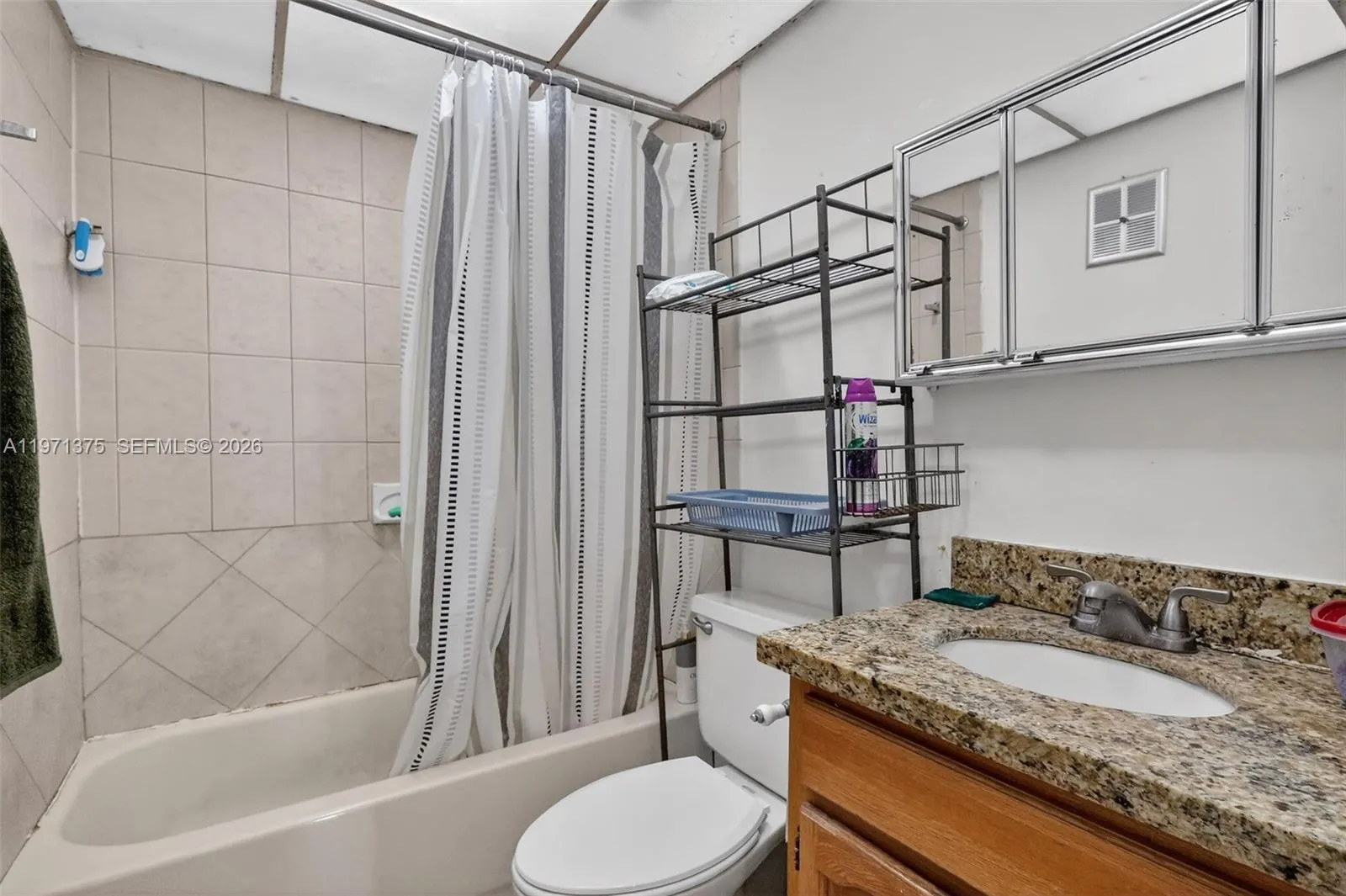 9678 Fontainebleau Blvd 411, Miami, Florida 33172, Miami, Florida 33172, 2 Bedrooms Bedrooms, ,2 BathroomsBathrooms,Residential,For Sale,9678 Fontainebleau Blvd 411, Miami, Florida 33172,A11971375