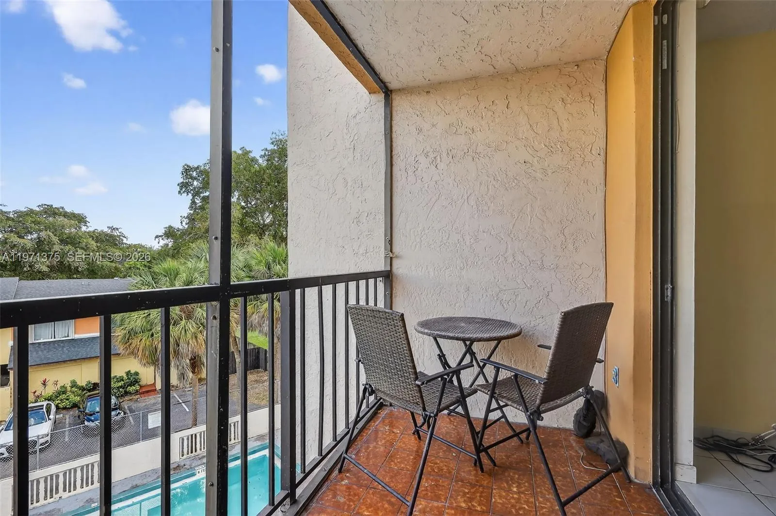 9678 Fontainebleau Blvd 411, Miami, Florida 33172, Miami, Florida 33172, 2 Bedrooms Bedrooms, ,2 BathroomsBathrooms,Residential,For Sale,9678 Fontainebleau Blvd 411, Miami, Florida 33172,A11971375