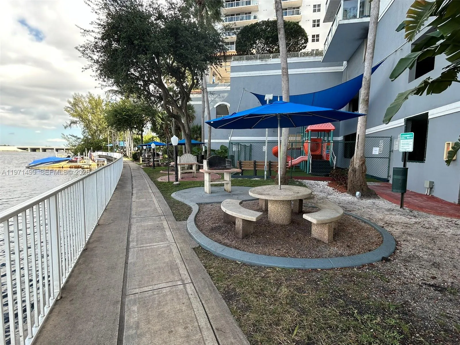 5085 Nw 7th St 1002, Miami, Florida 33126, Miami, Florida 33126, 2 Bedrooms Bedrooms, ,2 BathroomsBathrooms,Residential Lease,For Rent,5085 Nw 7th St 1002, Miami, Florida 33126,A11971499