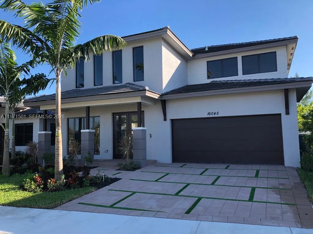 16045 Nw 87th Ct, Miami Lakes, Florida 33018, Miami Lakes, Florida 33018, 4 Bedrooms Bedrooms, ,3 BathroomsBathrooms,Residential,For Sale,16045 Nw 87th Ct, Miami Lakes, Florida 33018,A11971501