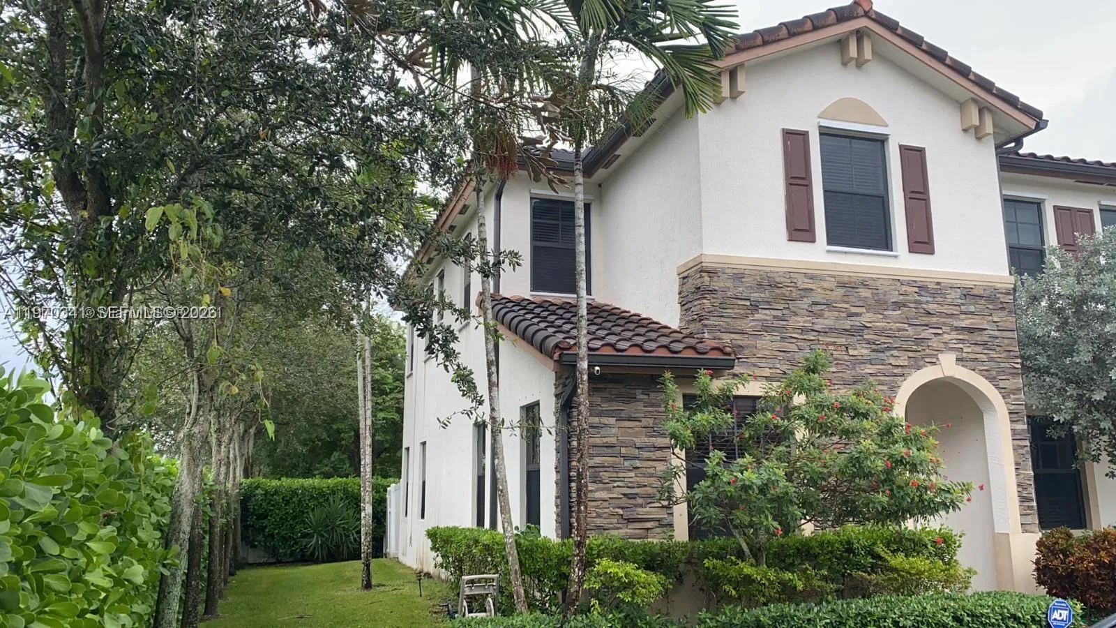 8987 W 35th Ave 8987, Hialeah, Florida 33018, Hialeah, Florida 33018, 3 Bedrooms Bedrooms, ,2 BathroomsBathrooms,Residential Lease,For Rent,8987 W 35th Ave 8987, Hialeah, Florida 33018,A11970341