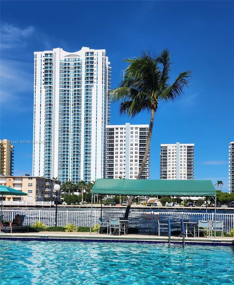 1000 Parkview Dr 1026, Hallandale Beach, Florida 3, Hallandale Beach, Florida 33009, 1 Bedroom Bedrooms, ,1 BathroomBathrooms,Residential,For Sale,1000 Parkview Dr 1026, Hallandale Beach, Florida 3,A11971443