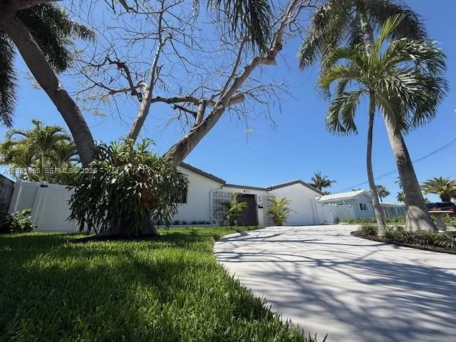 411 Se 6th Ave, Pompano Beach, Florida 33060, Pompano Beach, Florida 33060, 3 Bedrooms Bedrooms, ,2 BathroomsBathrooms,Residential,For Sale,411 Se 6th Ave, Pompano Beach, Florida 33060,A11951966