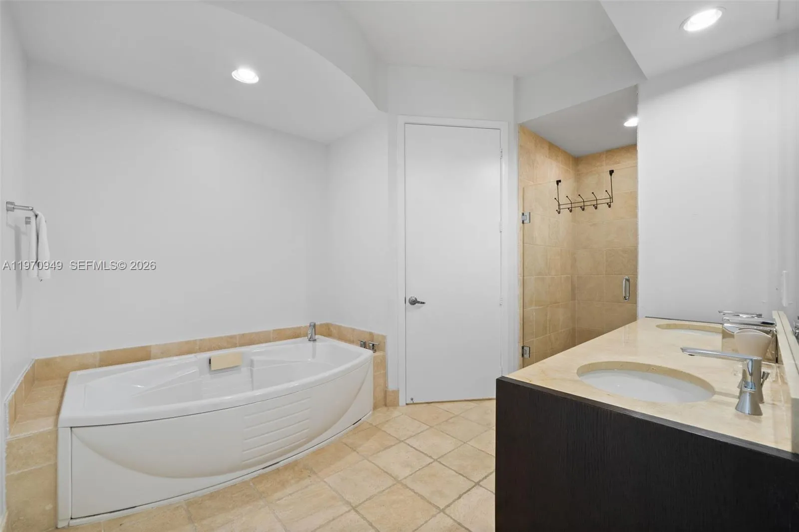 18201 Collins Ave 4709, Sunny Isles Beach, Florida, Sunny Isles Beach, Florida 33160, 2 Bedrooms Bedrooms, ,2 BathroomsBathrooms,Residential,For Sale,18201 Collins Ave 4709, Sunny Isles Beach, Florida,A11970949